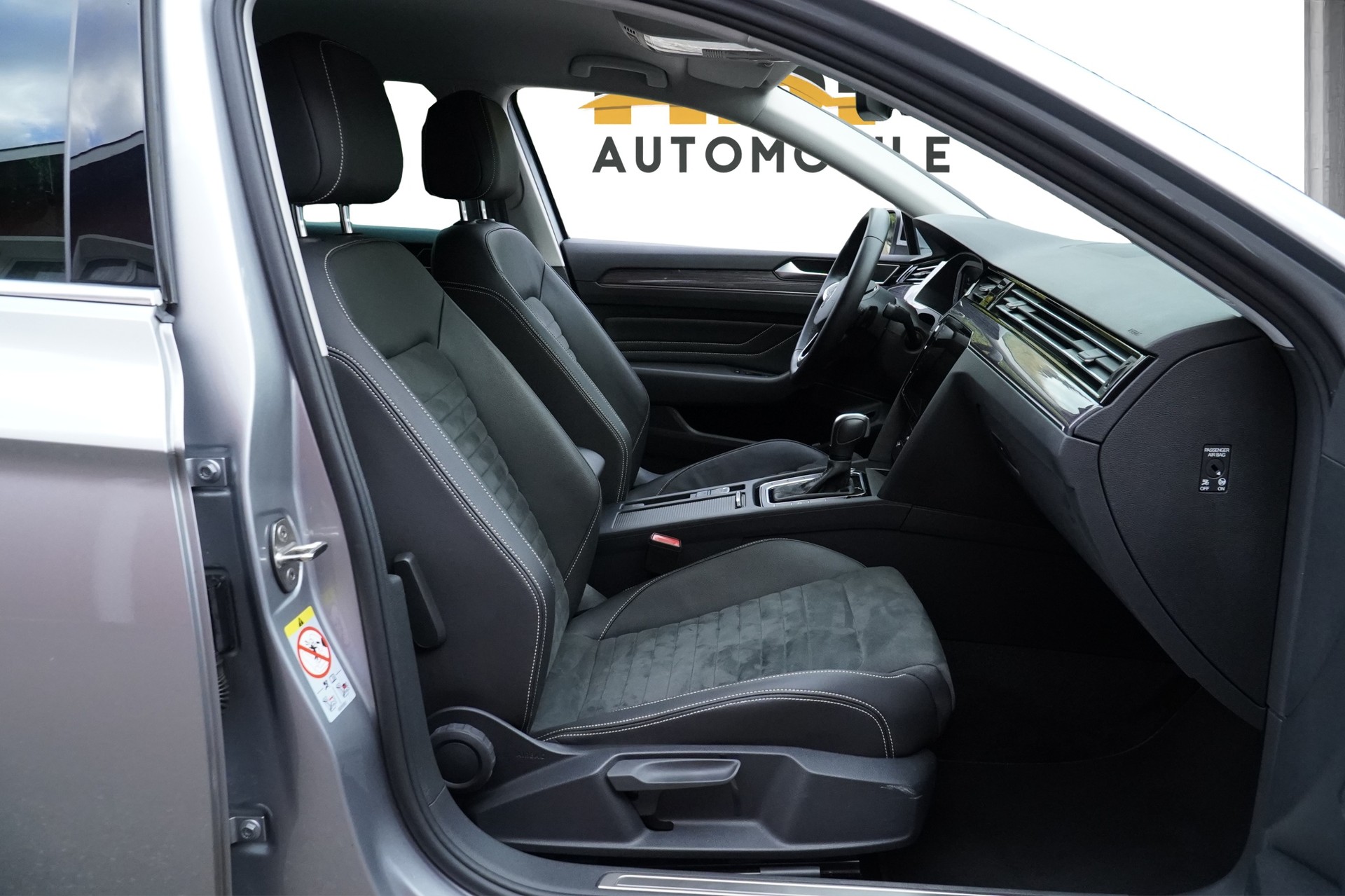 VW Passat 2.0 TDI BMT Elegance DSG *CH Fahrzeug*-image-11
