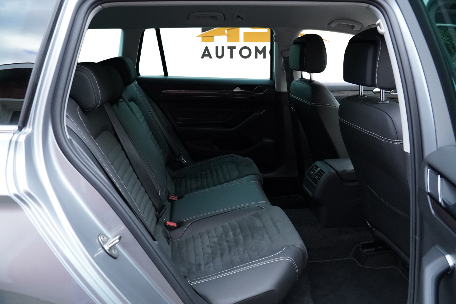 VW Passat 2.0 TDI BMT Elegance DSG *CH Fahrzeug*-image-15