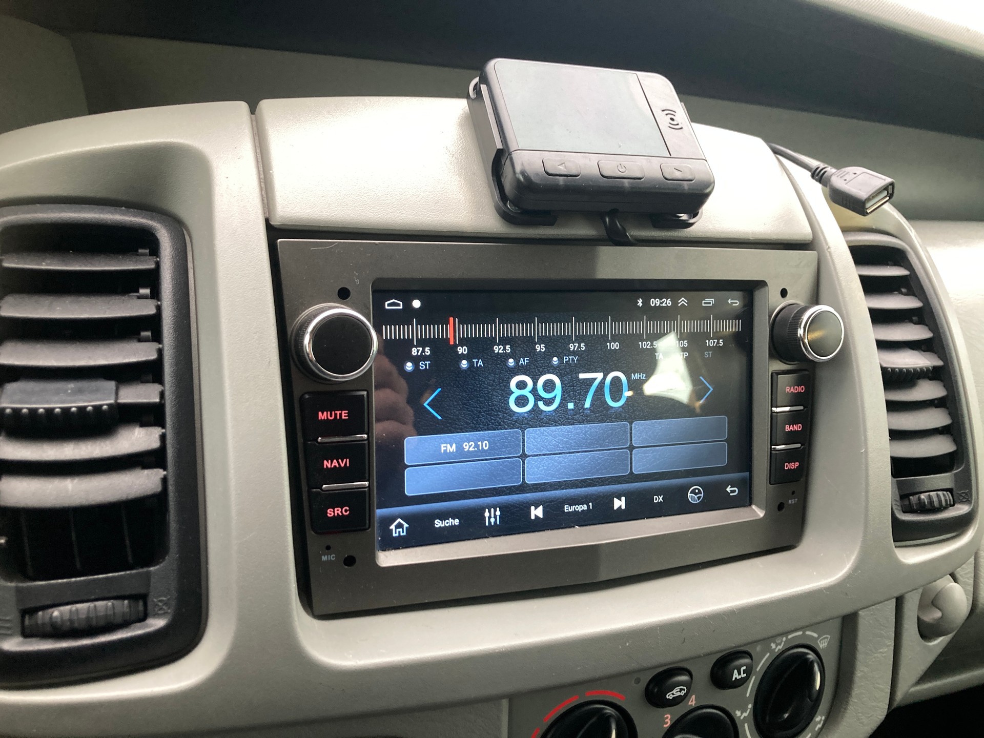 OPEL Vivaro 2.5 CDTI 2.7t L1H1 9 Sitzer-image-11