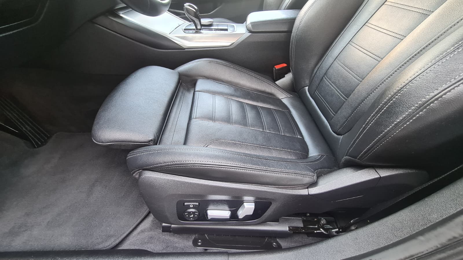 BMW 320d xDrive 48V Touring Steptronic ** Voll-Leder ** Gr-Navi ** RF-Kamera 360° ** Abstandsregelsysteme ** Sitzmemory ** Ab MFK **-image-22