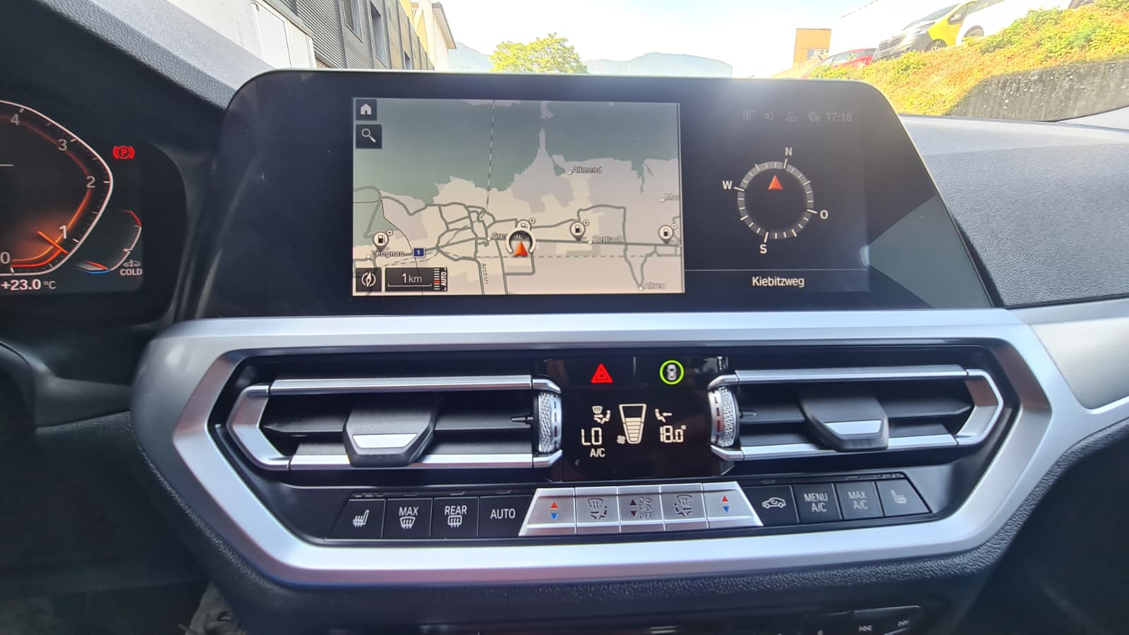 BMW 320d xDrive 48V Touring Steptronic ** Voll-Leder ** Gr-Navi ** RF-Kamera 360° ** Abstandsregelsysteme ** Sitzmemory ** Ab MFK **-image-13