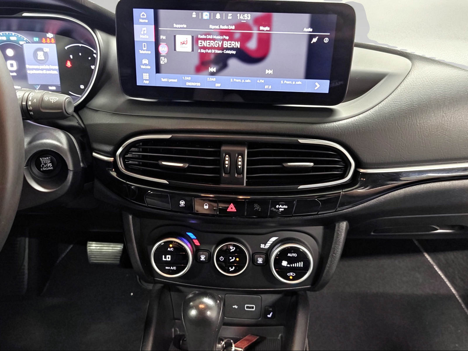 FIAT Tipo Hybrid 1.5 Cross-image-9