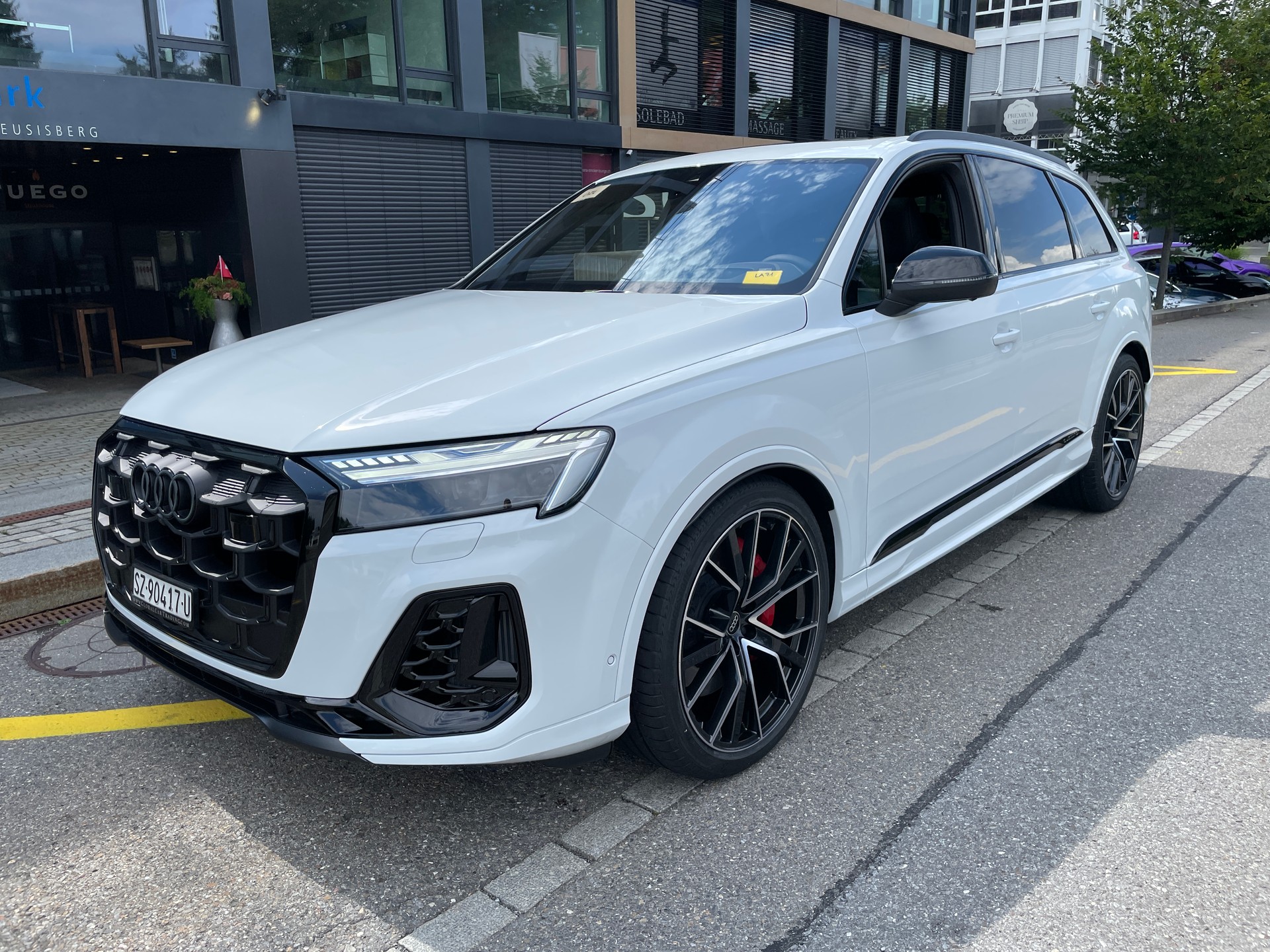 AUDI SQ7 TFSI quattro tiptronic-image-0
