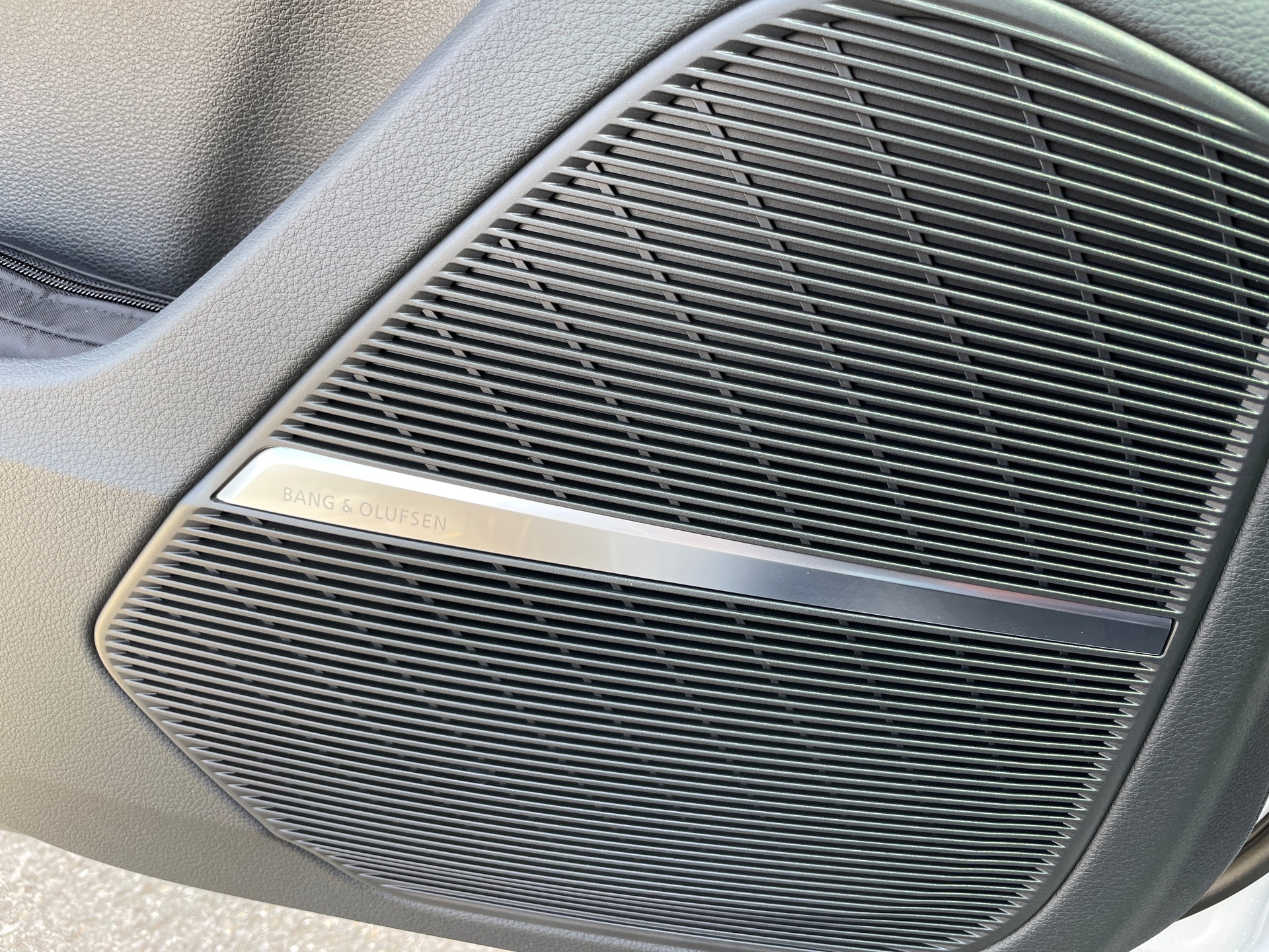 AUDI SQ7 TFSI quattro tiptronic-image-13