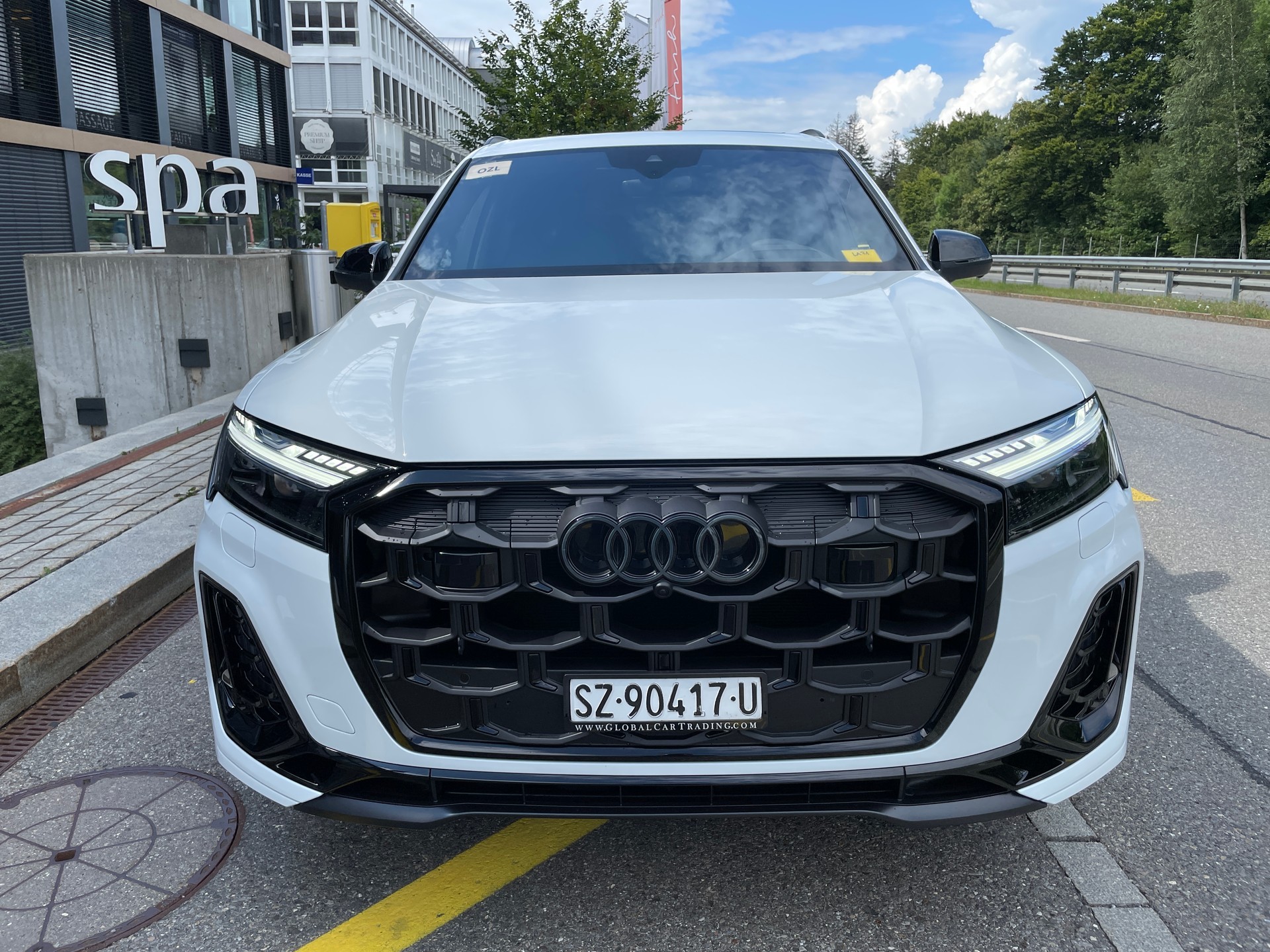 AUDI SQ7 TFSI quattro tiptronic-image-1