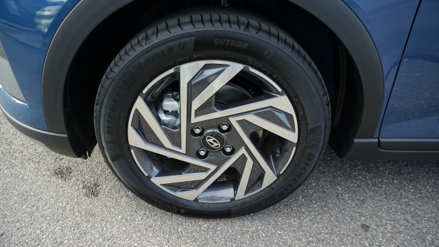 HYUNDAI Bayon 1.0 T-GDi AmpliaDCT-image-6