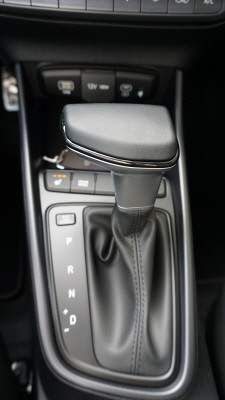 HYUNDAI Bayon 1.0 T-GDi AmpliaDCT-image-12
