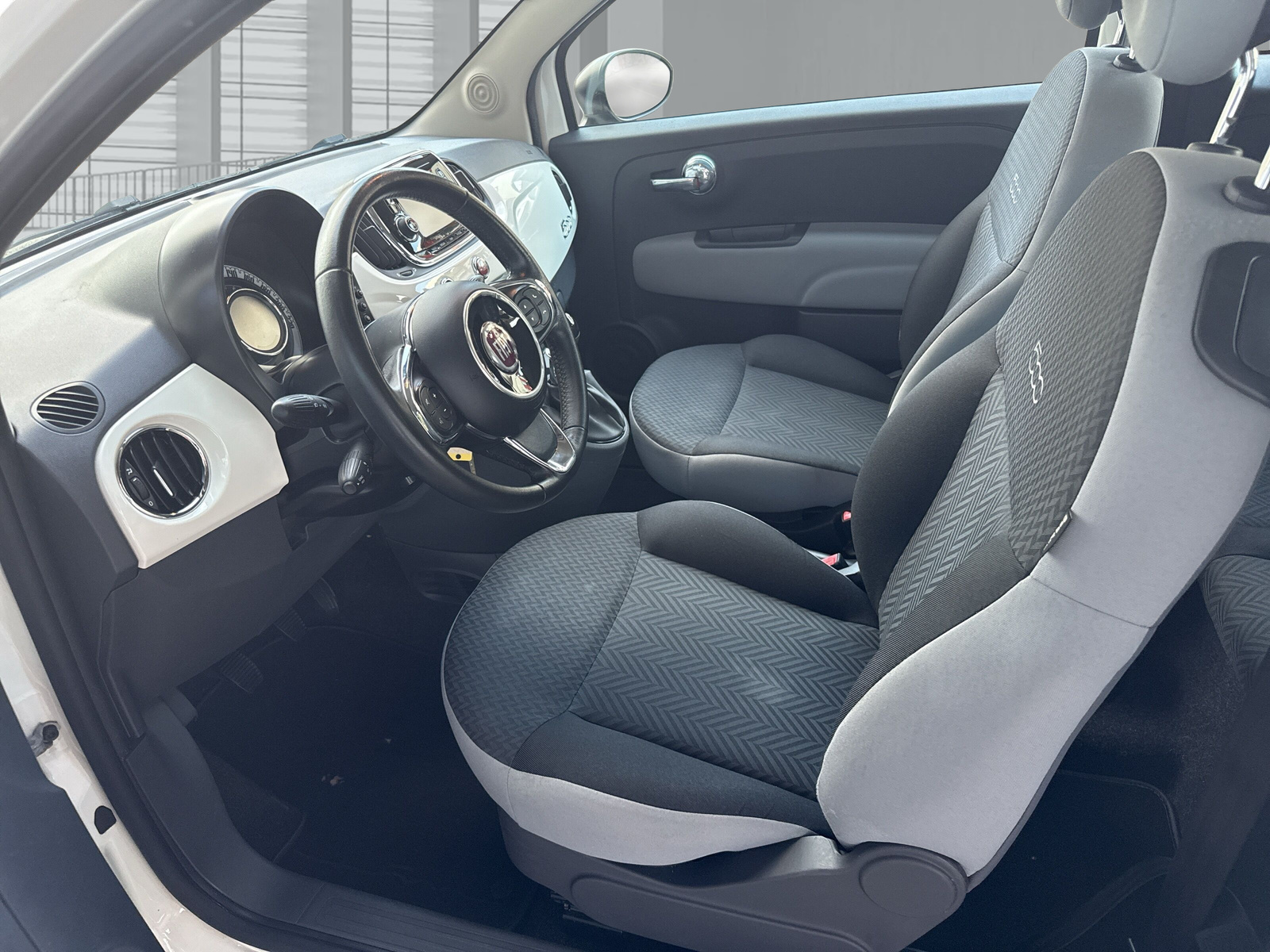FIAT 500 1.2 Pop Star-image-10