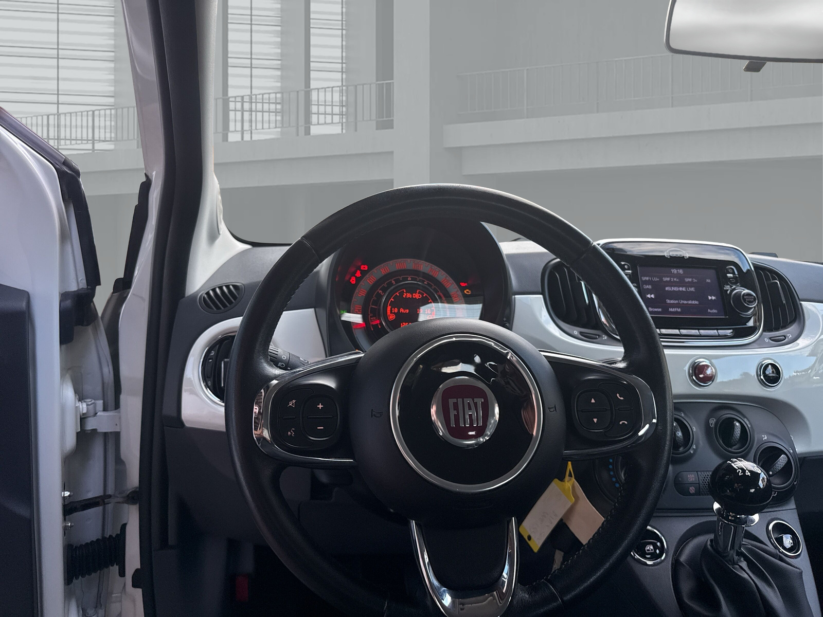 FIAT 500 1.2 Pop Star-image-16