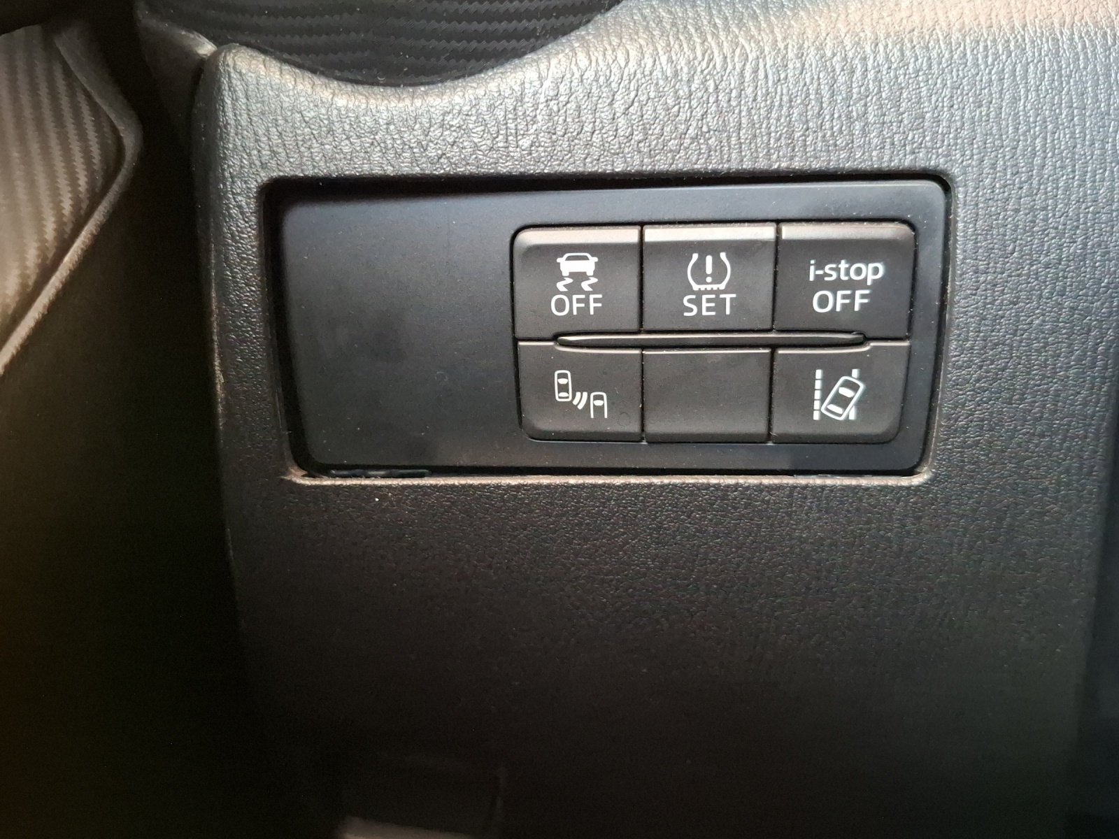 MAZDA 2 1.5i 16V Skyactiv-G Revolution // MFK 11.08.2026-image-15