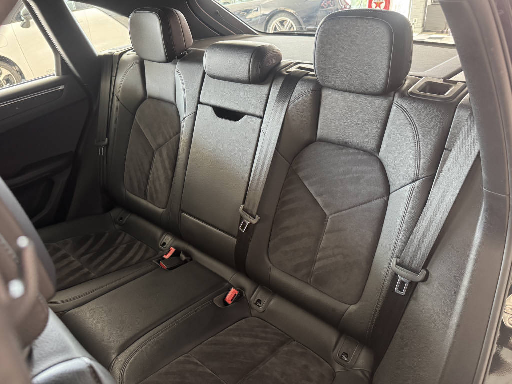 PORSCHE Macan 2.0-image-11