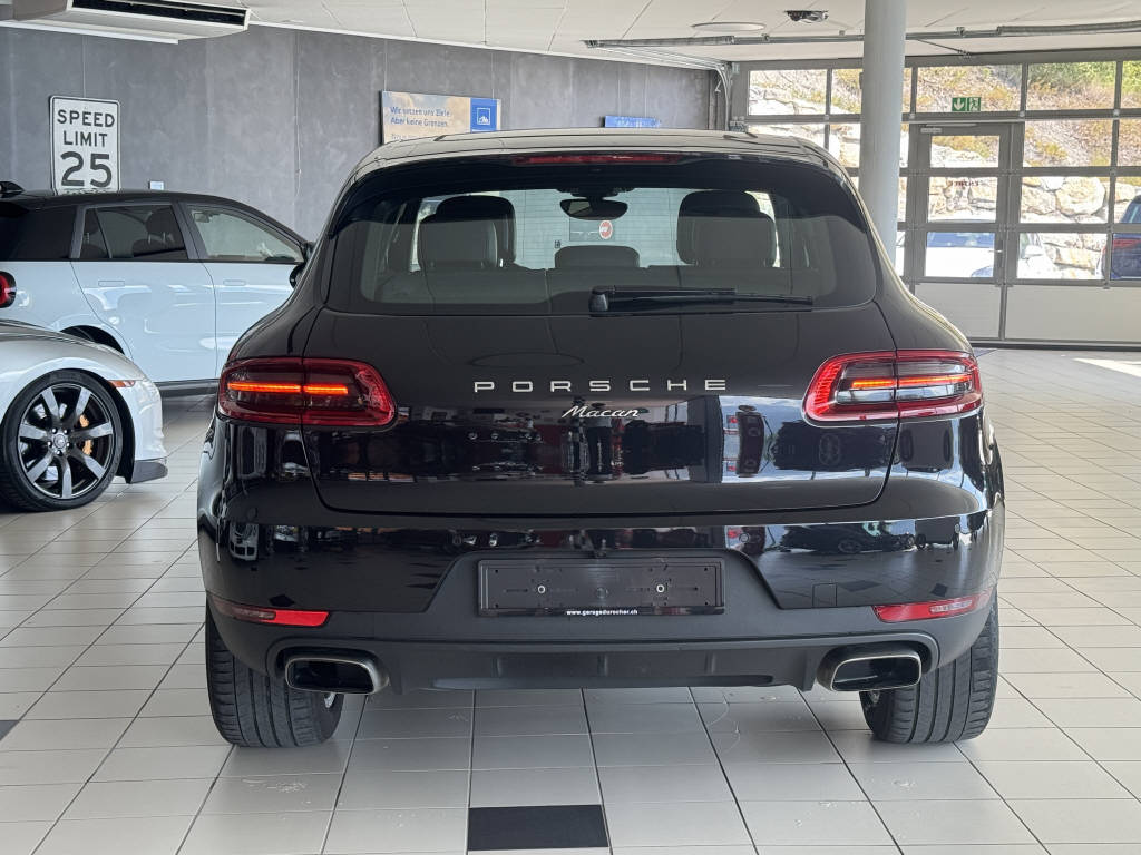 PORSCHE Macan 2.0-image-31