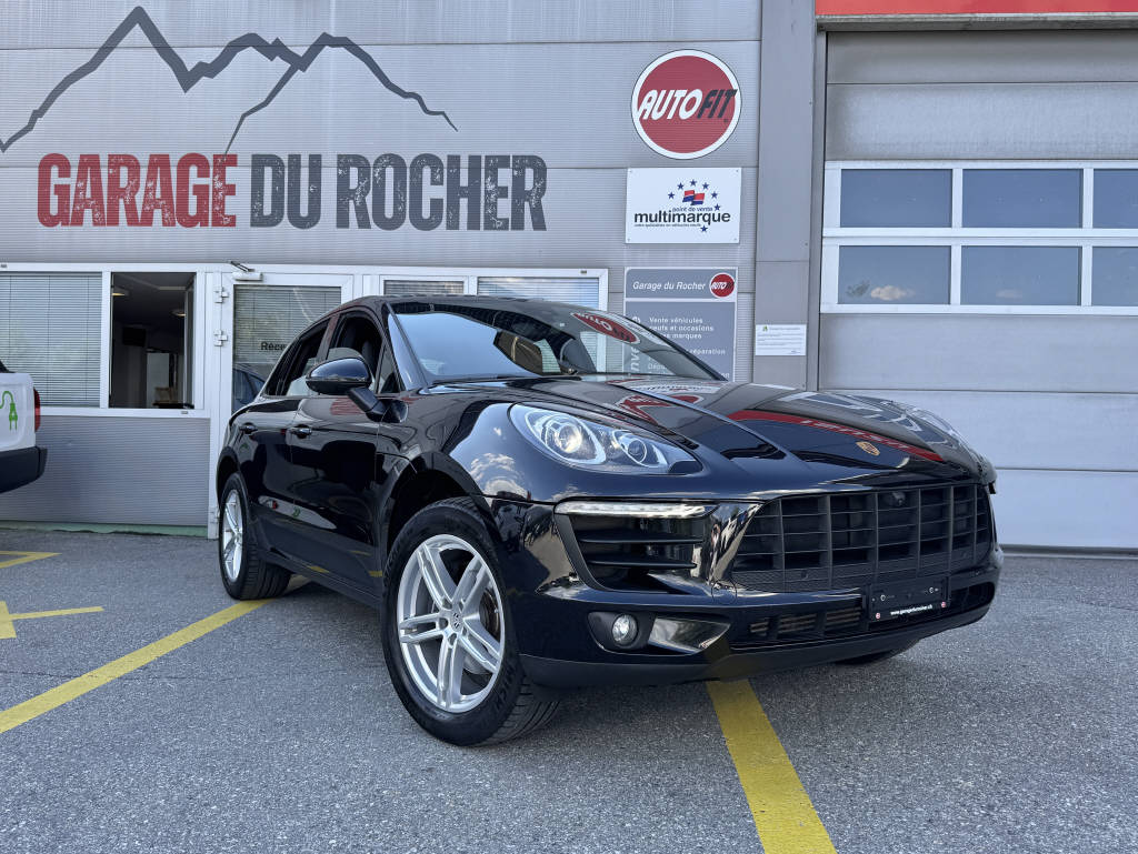 PORSCHE Macan 2.0-image-0