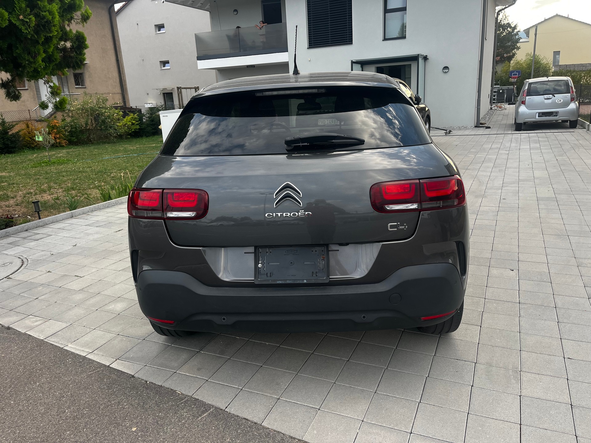CITROEN C4 Cactus 1.2 Pure Tech Feel EAT6-image-7