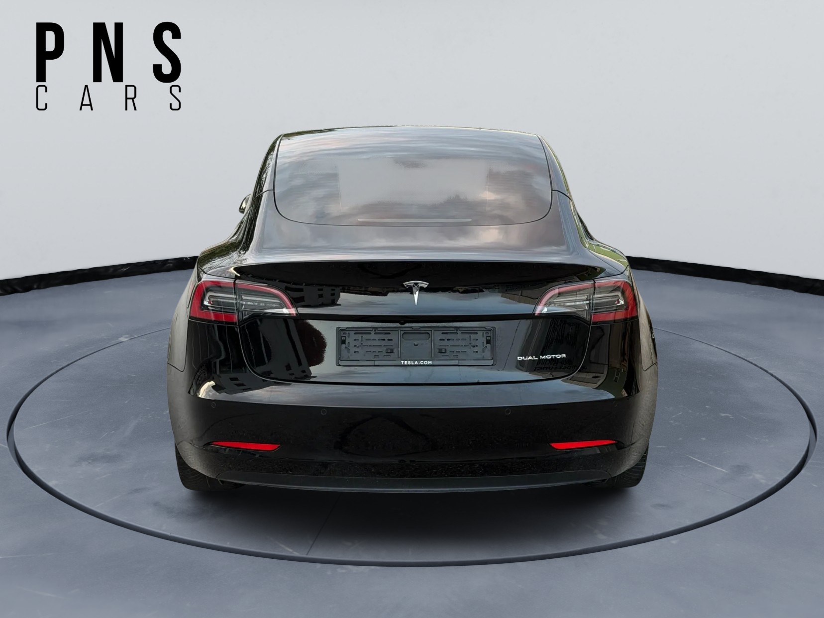 TESLA Model 3 Long Range Dual Motor AWD-image-4