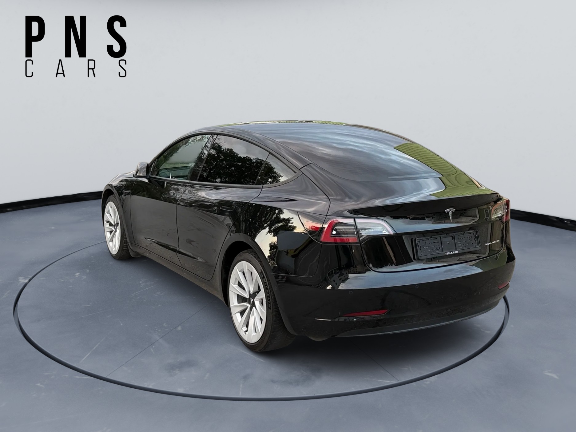 TESLA Model 3 Long Range Dual Motor AWD-image-5