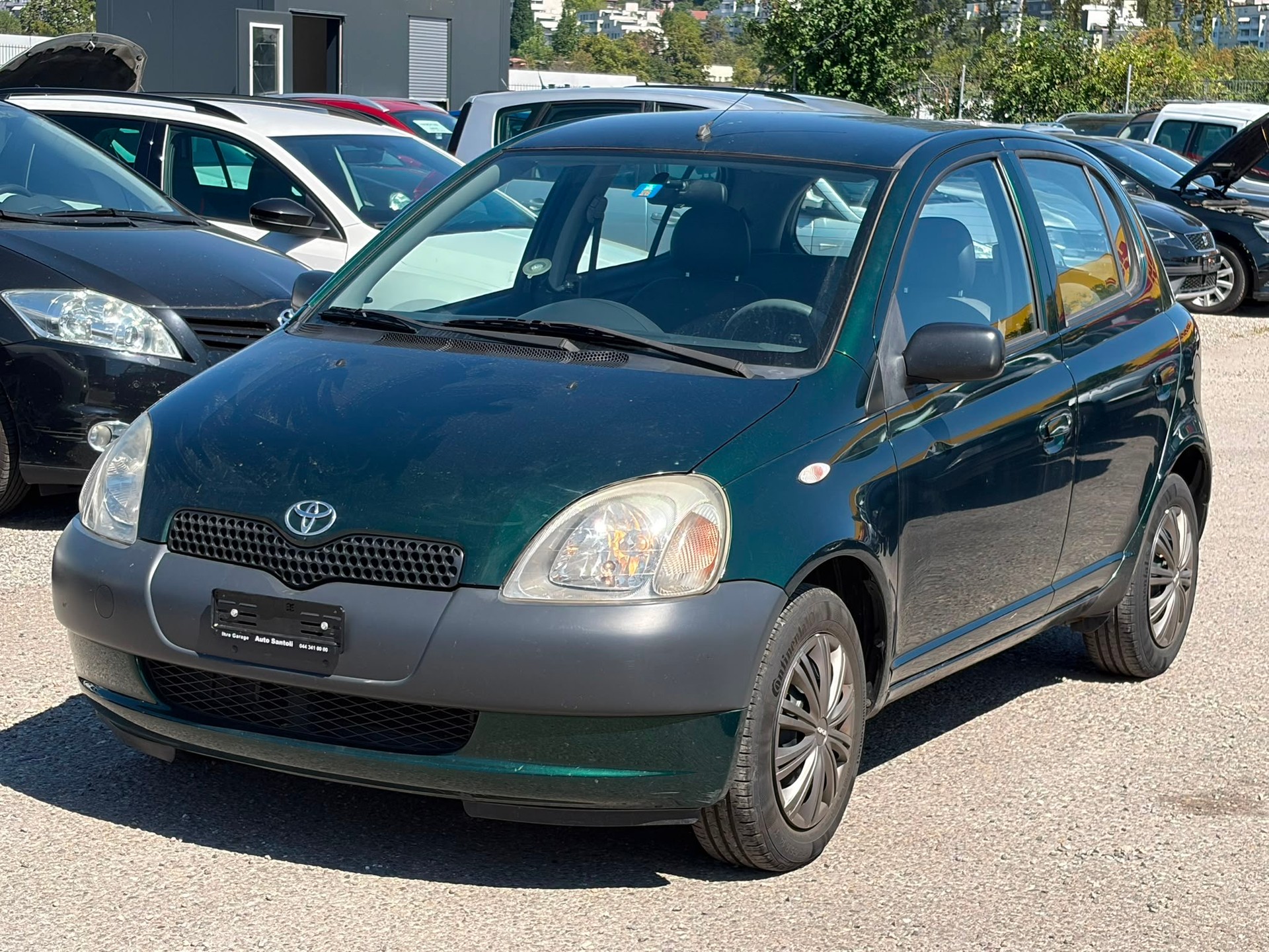 TOYOTA Yaris 1.0 Linea Luna