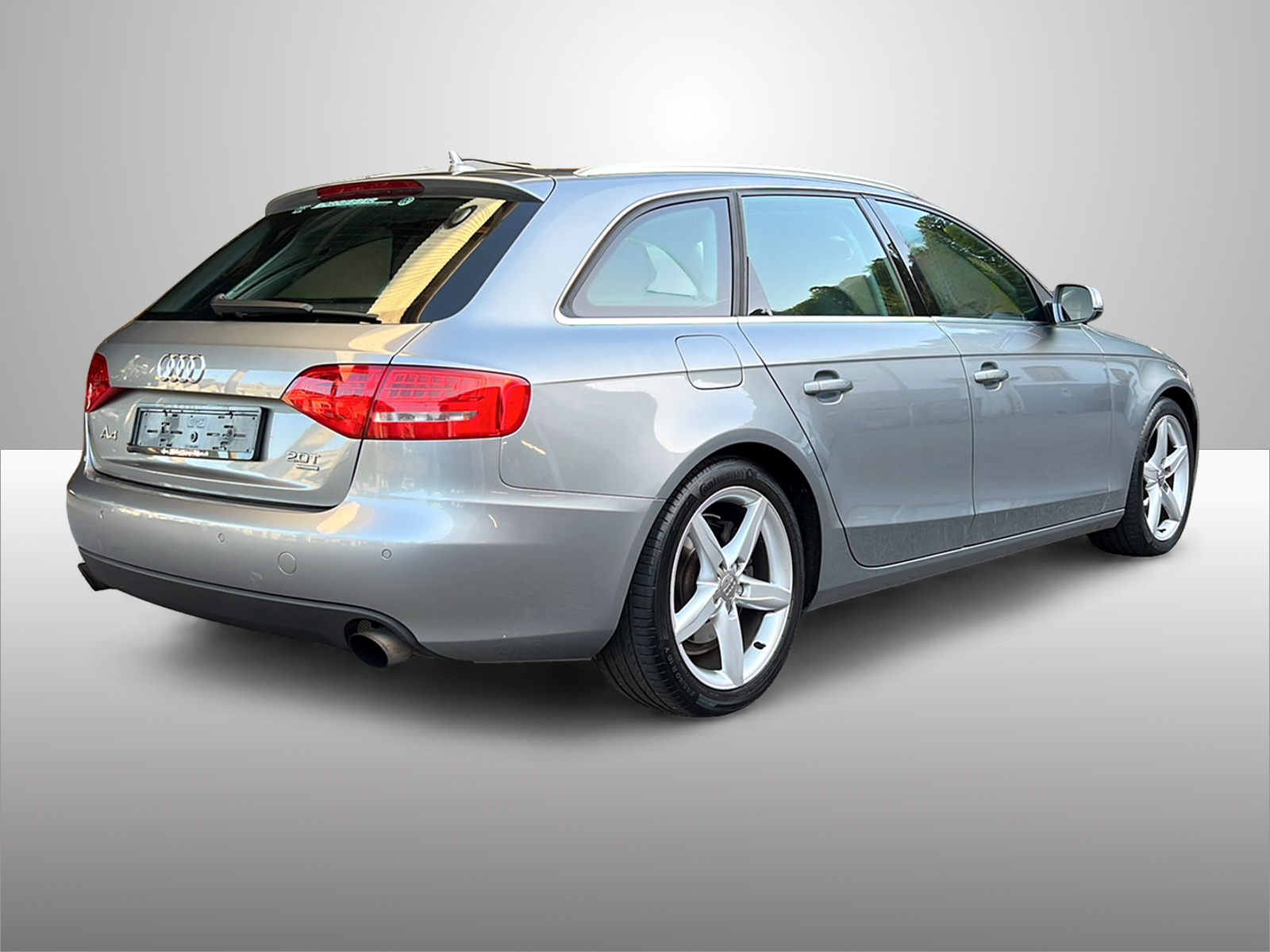 AUDI A4 Avant 2.0 TFSI quattro S-tronic-image-4