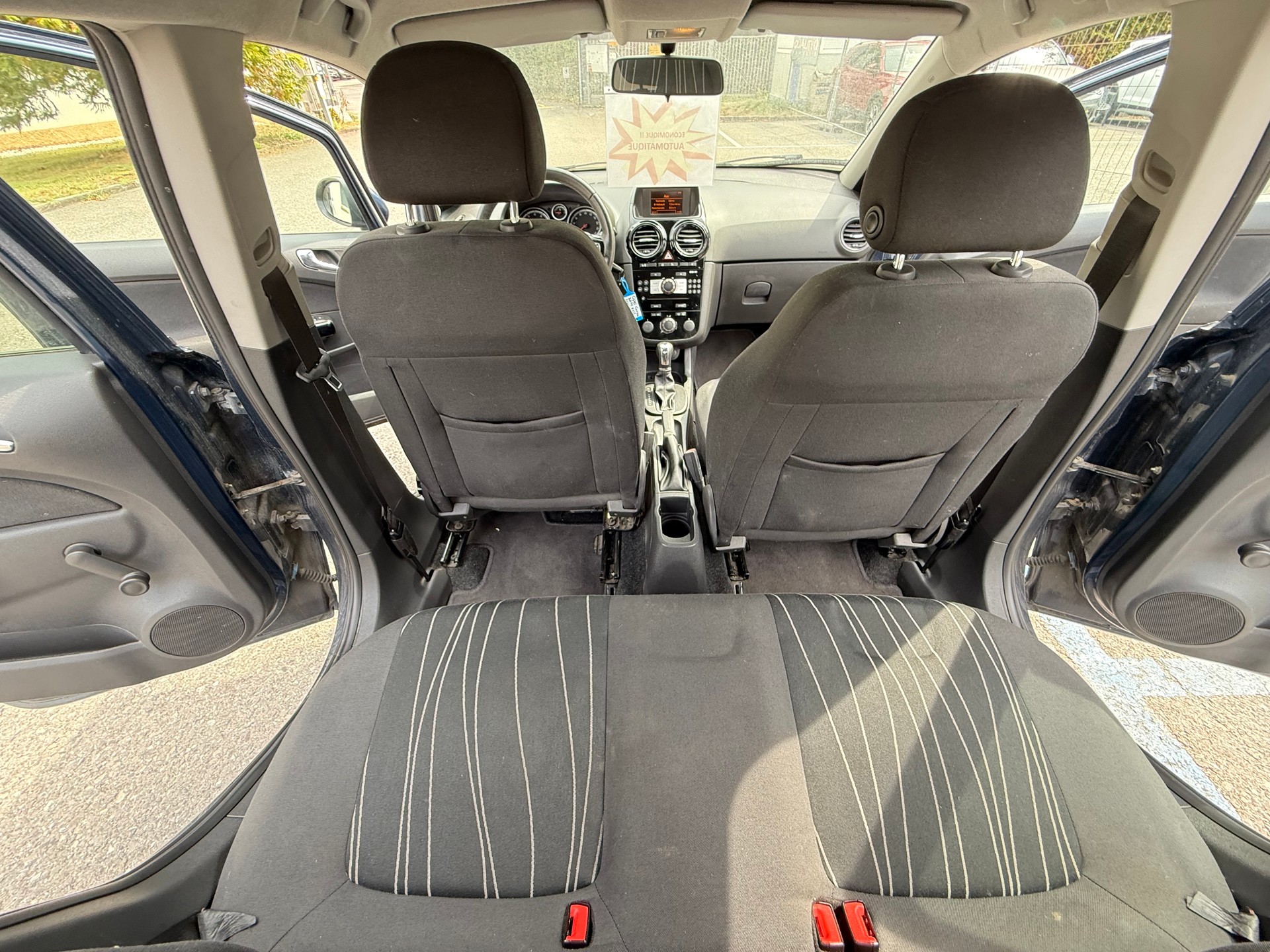 OPEL Corsa 1.4 TP Color Edition Automatic-image-22