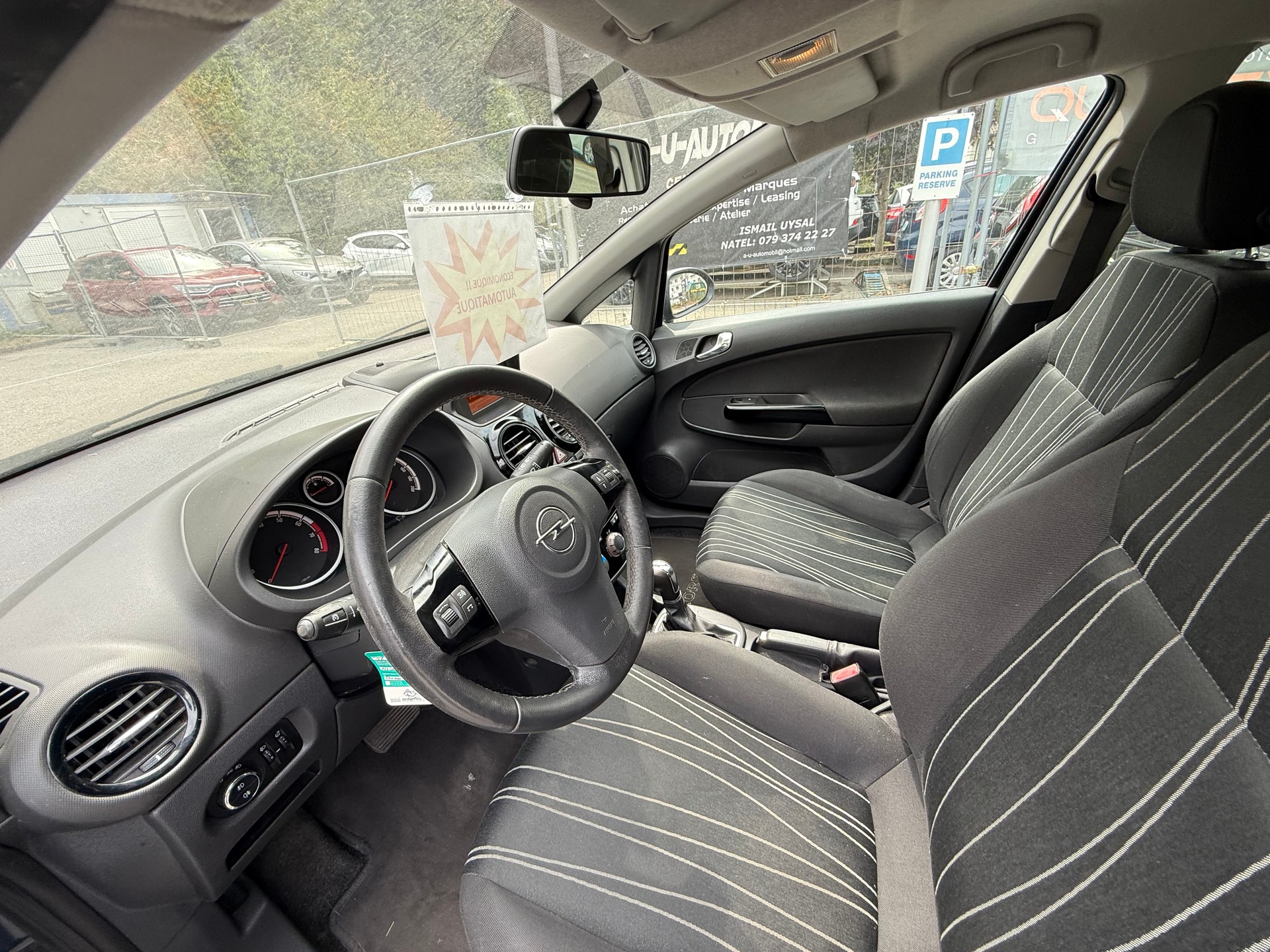 OPEL Corsa 1.4 TP Color Edition Automatic-image-9