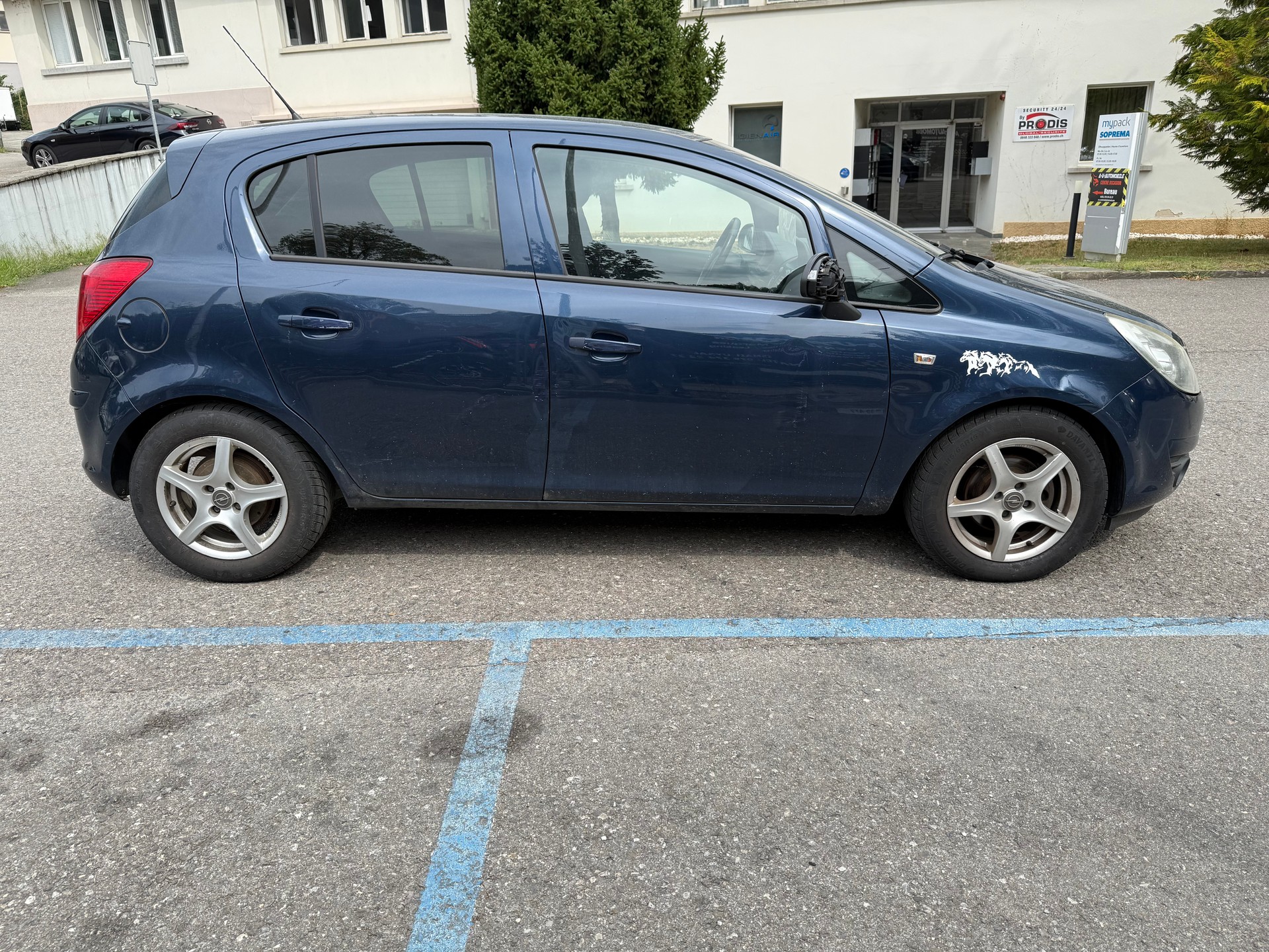 OPEL Corsa 1.4 TP Color Edition Automatic-image-7