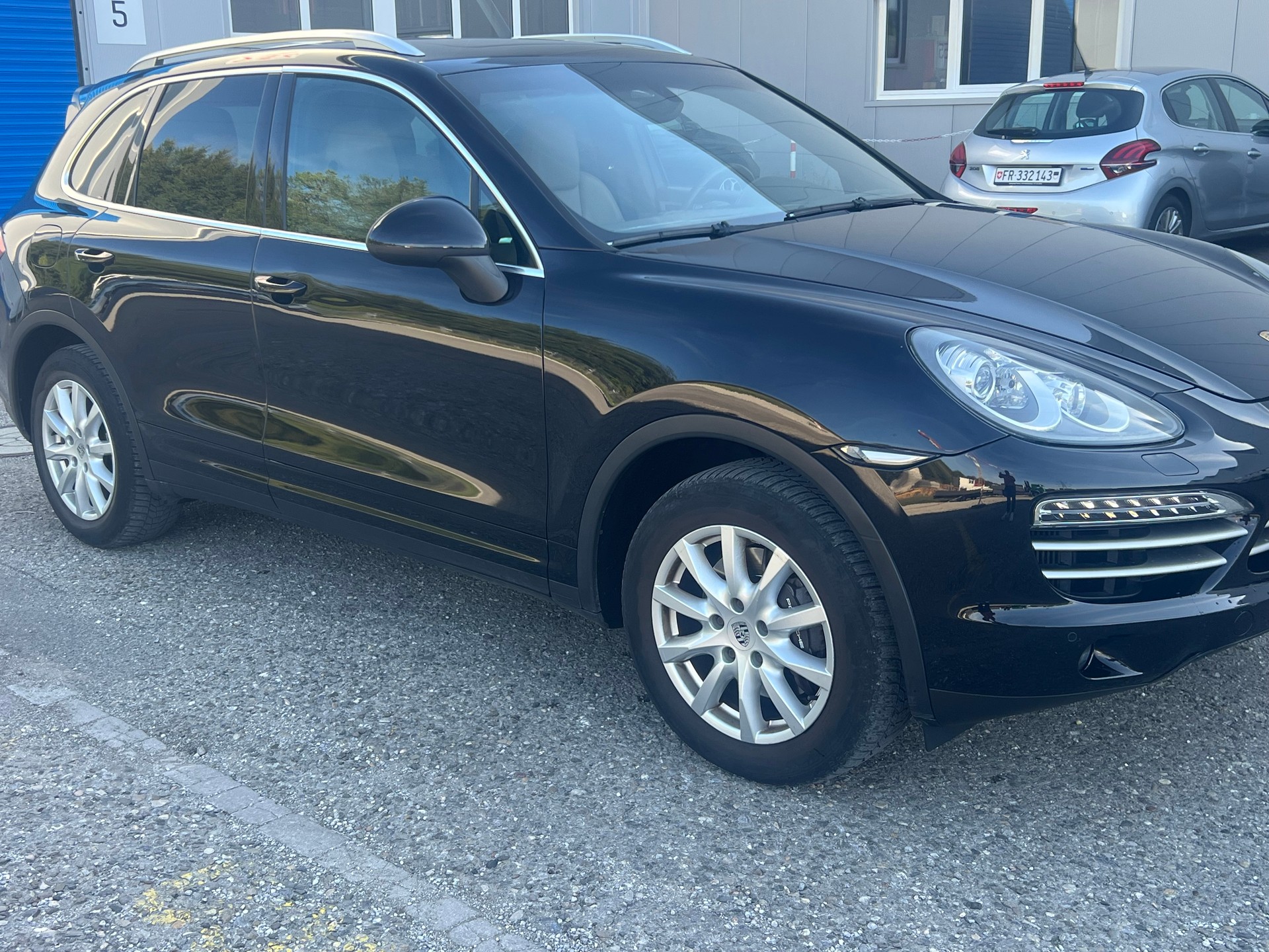 PORSCHE Cayenne Diesel-image-1