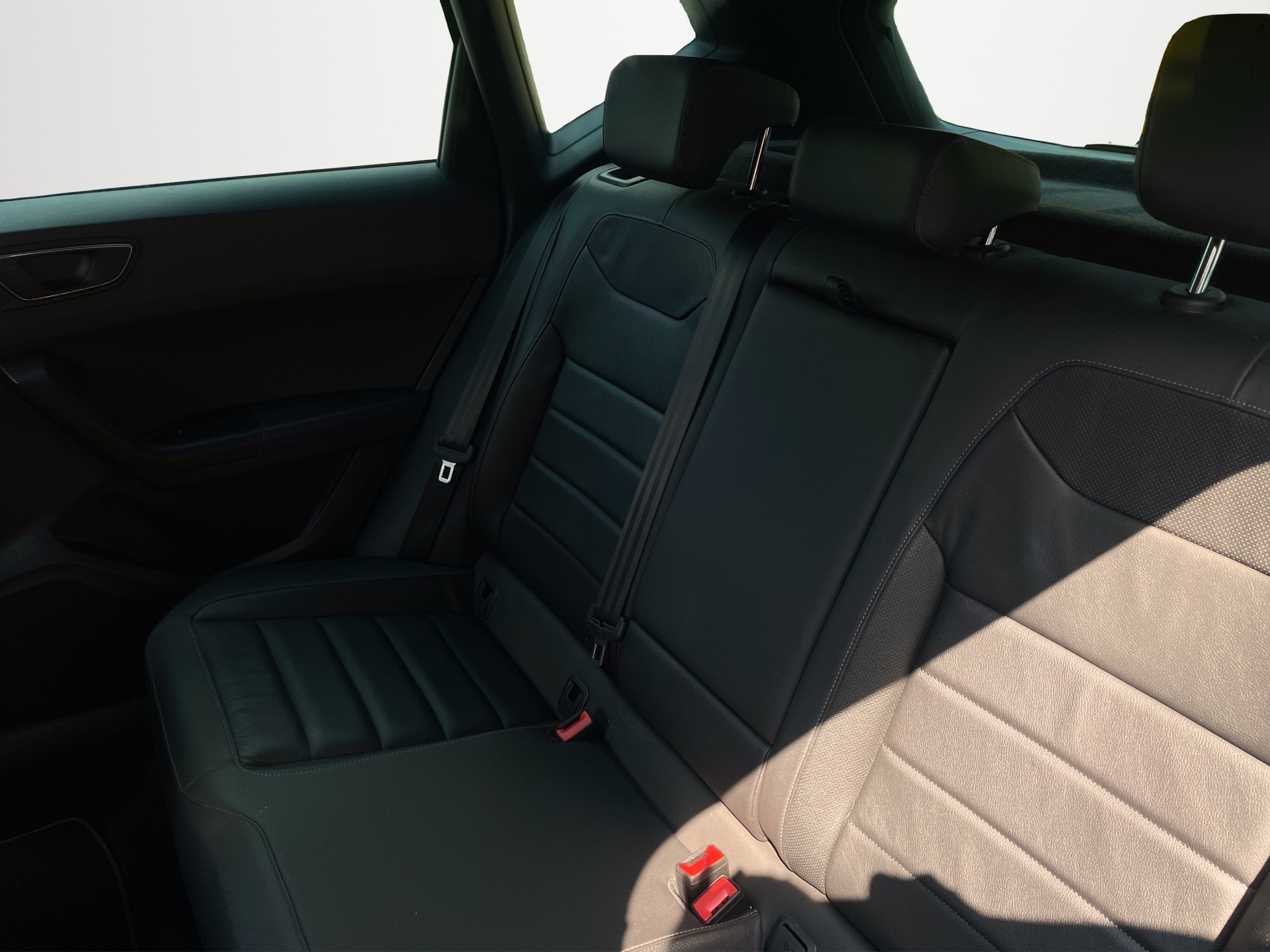 SEAT Ateca 2.0 TSI Xcellence 4Drive DSG-image-12