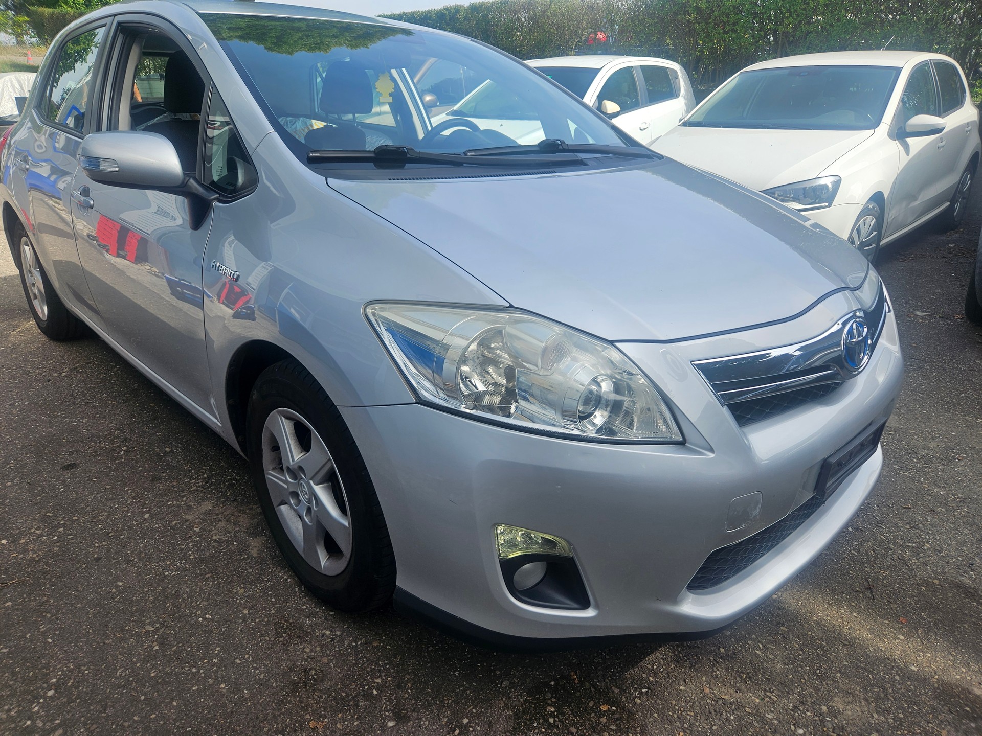 TOYOTA Auris 1.8 16V HSD Linea Luna-image-2