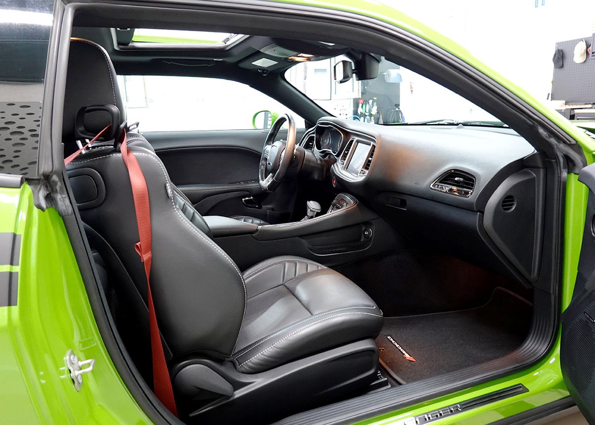 DODGE 6.2 V8 SC HEMI SRT Hellcat-image-6