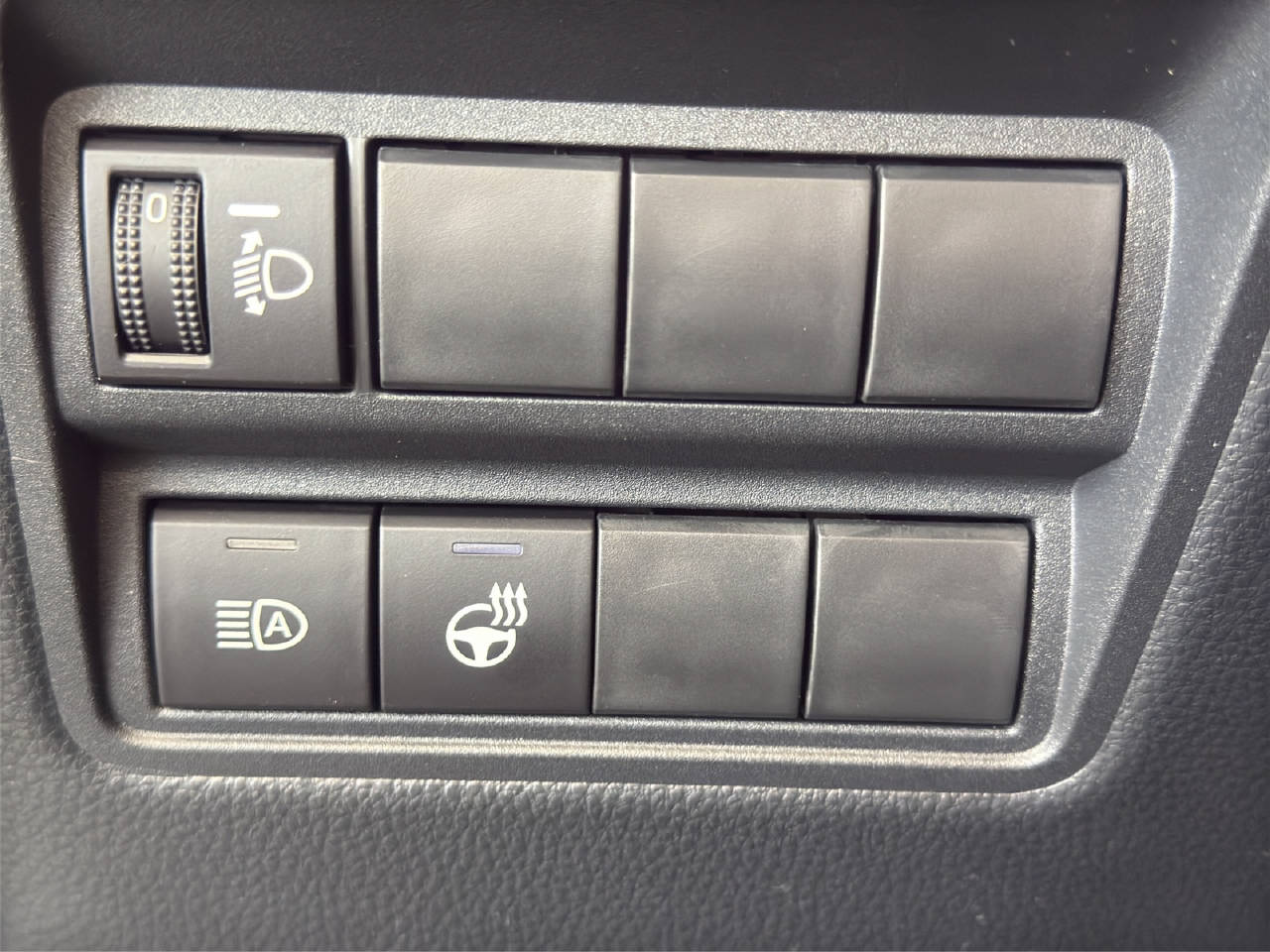MAZDA 2 1.5 Hybrid 115 PS Homura-image-14