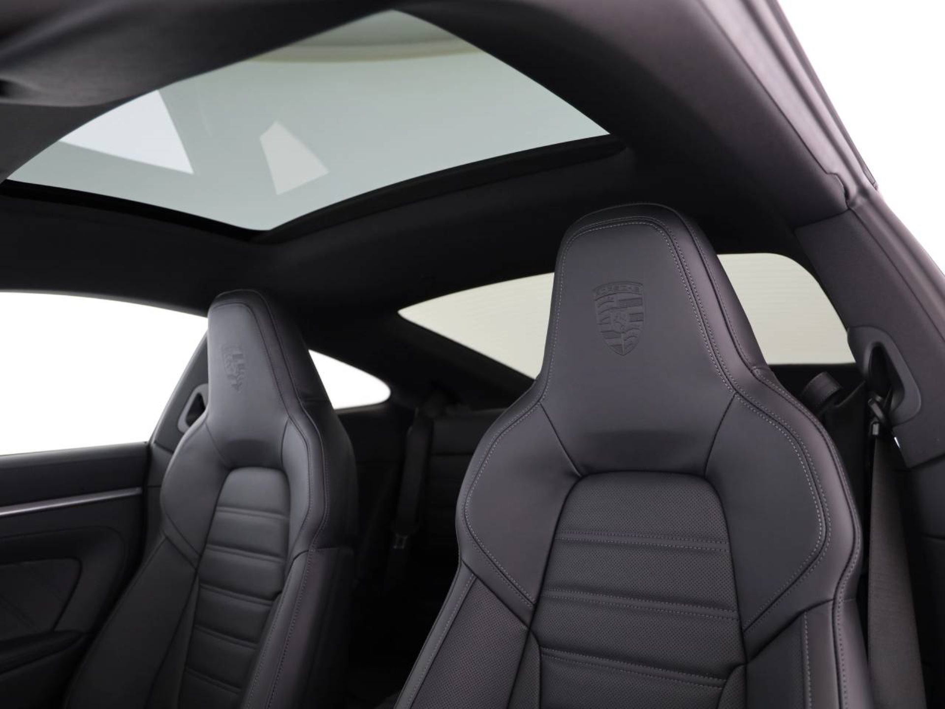 PORSCHE 911 Carrera S-image-16