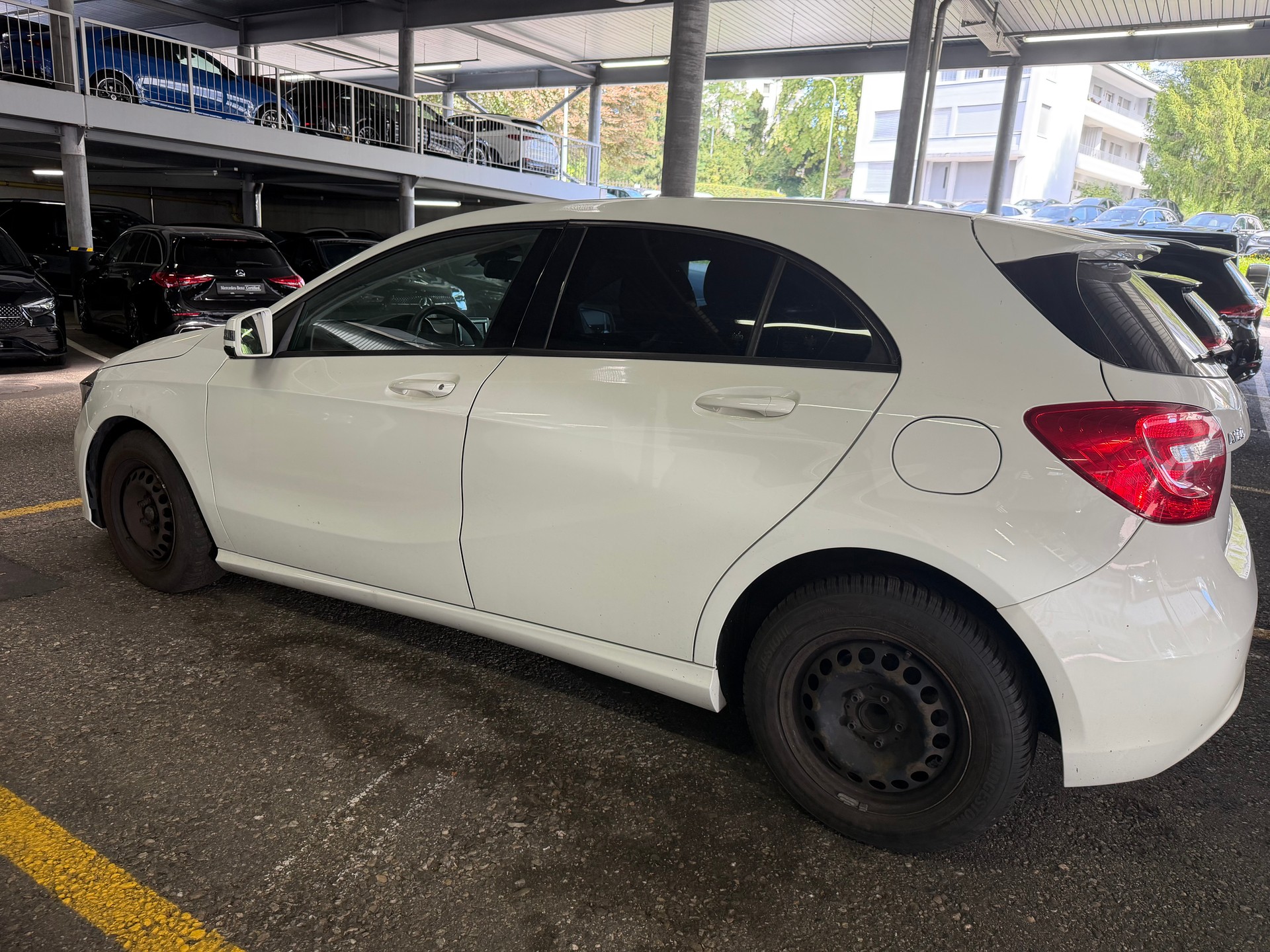 MERCEDES-BENZ A 180 7G-DCT-image-6