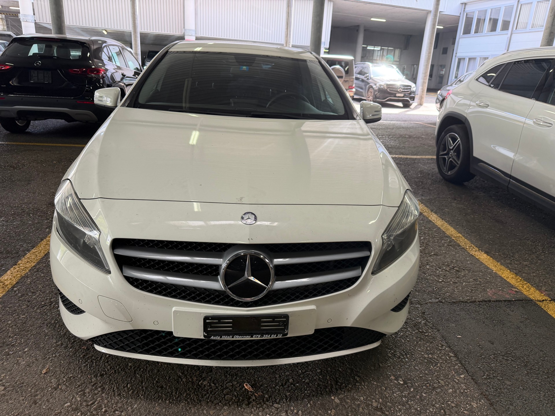 MERCEDES-BENZ A 180 7G-DCT-image-1