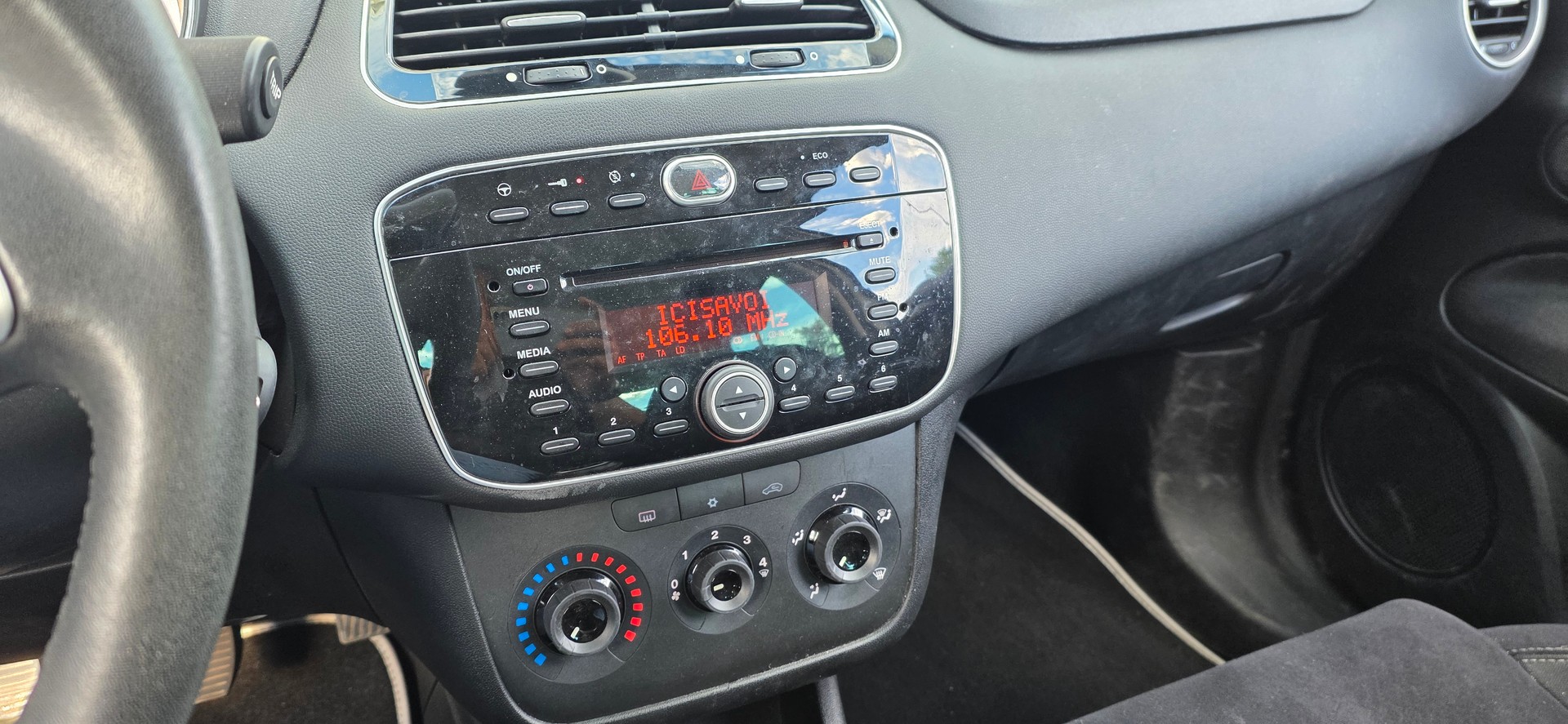 FIAT Punto 0.9 Twinair Pop Star-image-5
