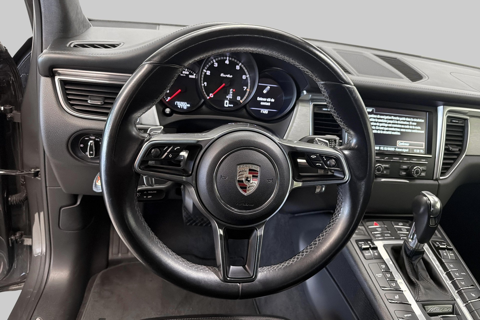 PORSCHE Macan Turbo PDK-image-9