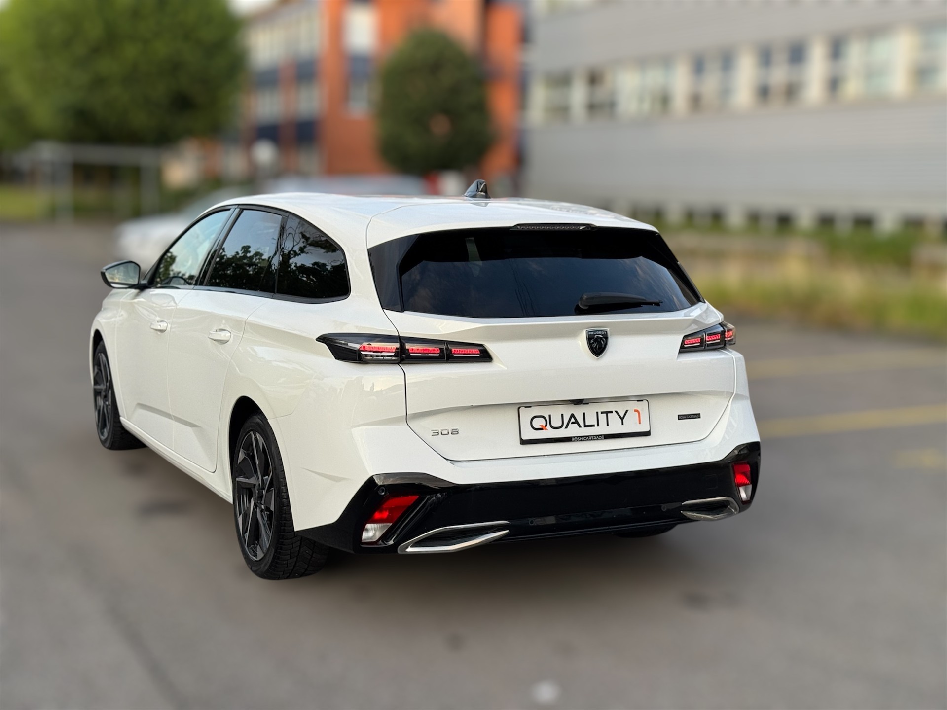 PEUGEOT 308 SW 1.5 BlueHDI Allure Pack EAT8-image-6