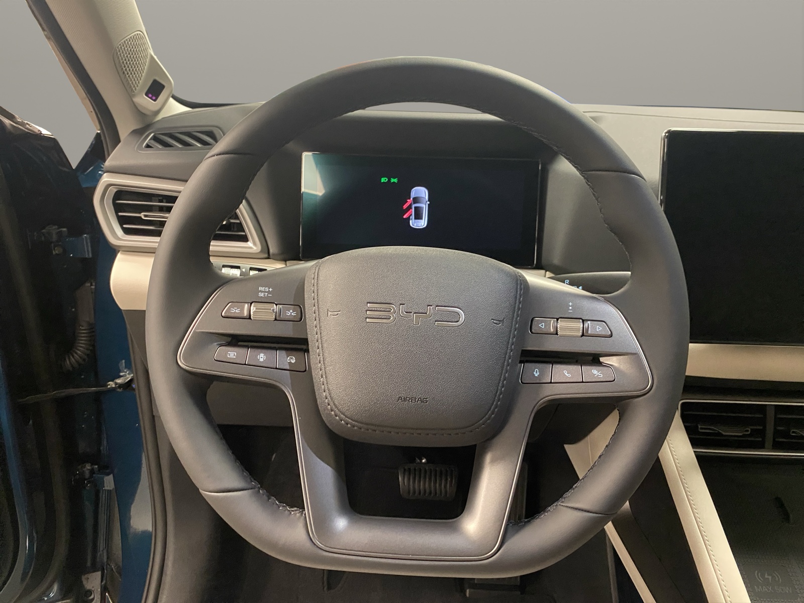 BYD Atto 2 DM-i Boost-image-12