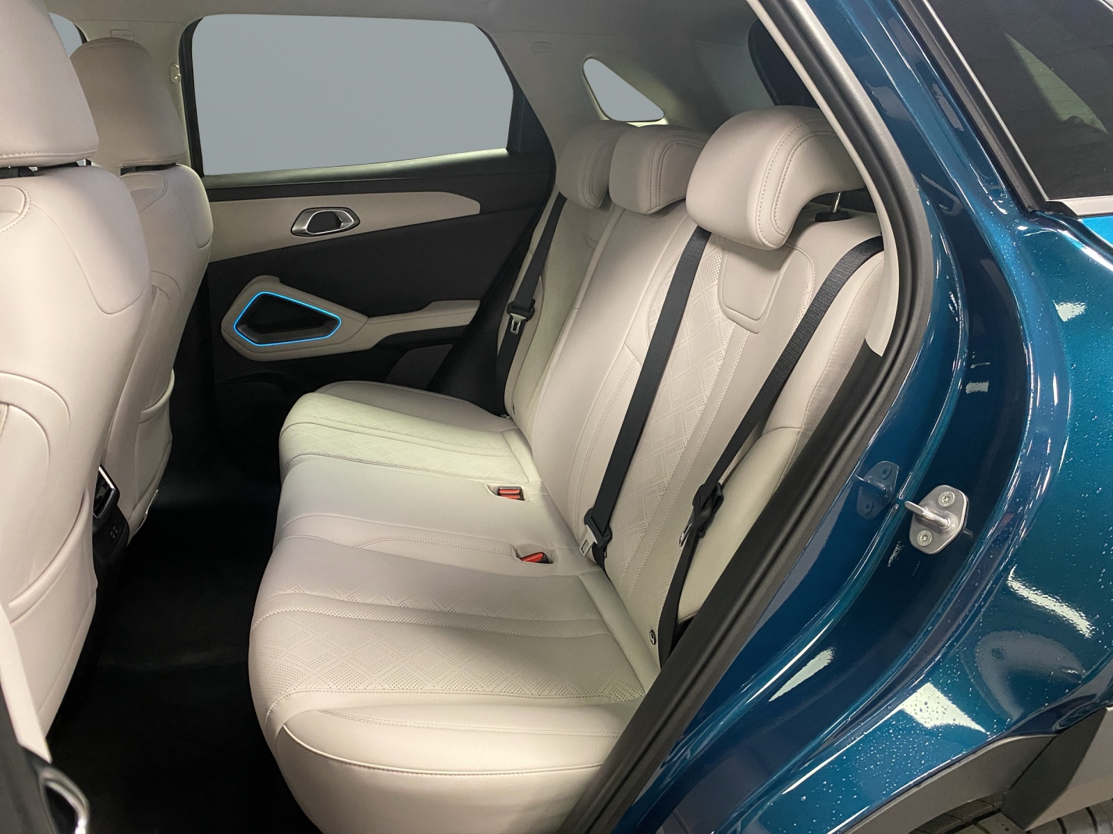 BYD Atto 2 DM-i Boost-image-13