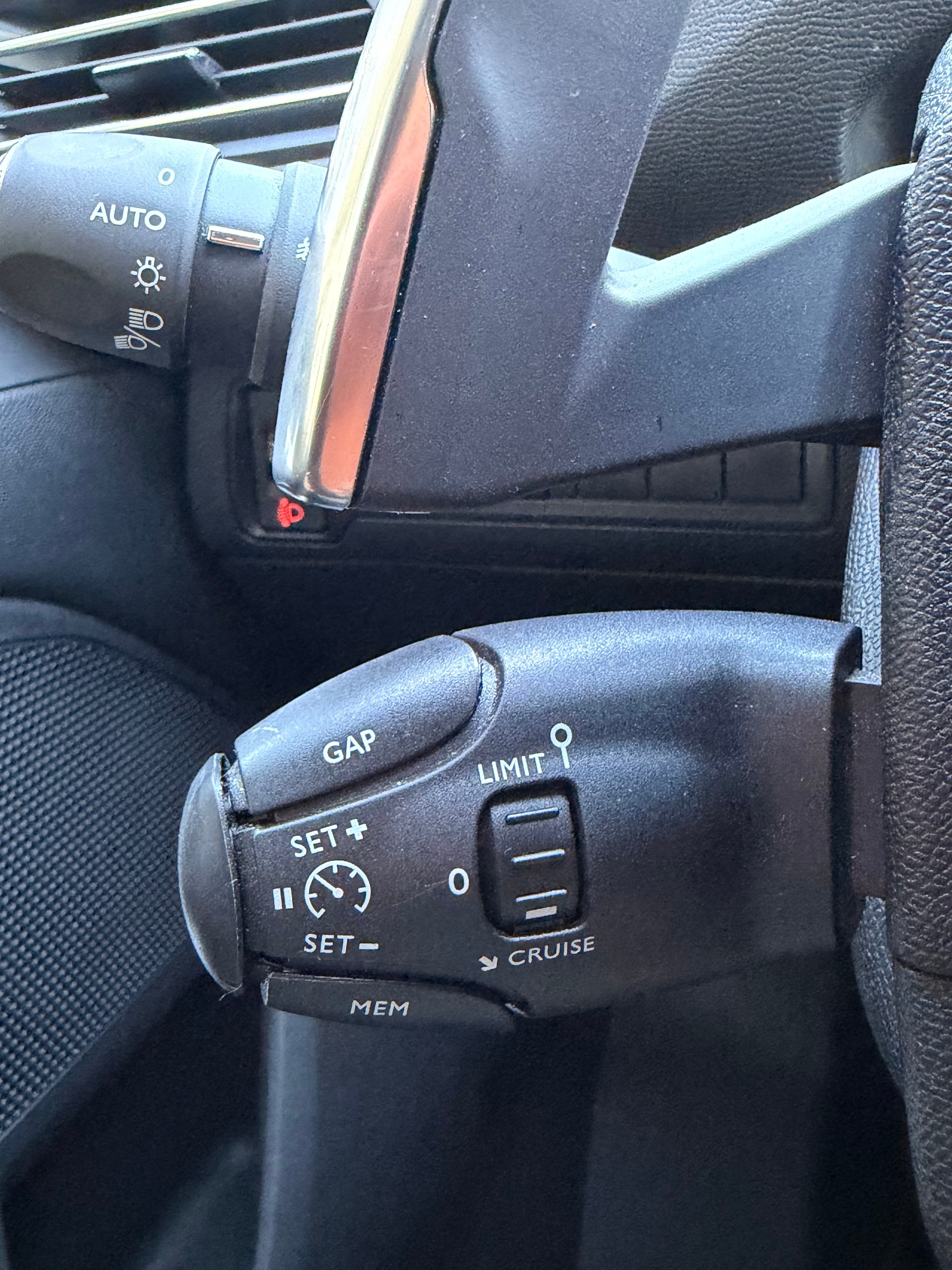 PEUGEOT 308 SW 1.5 BlueHDI Active Pack EAT8-image-13