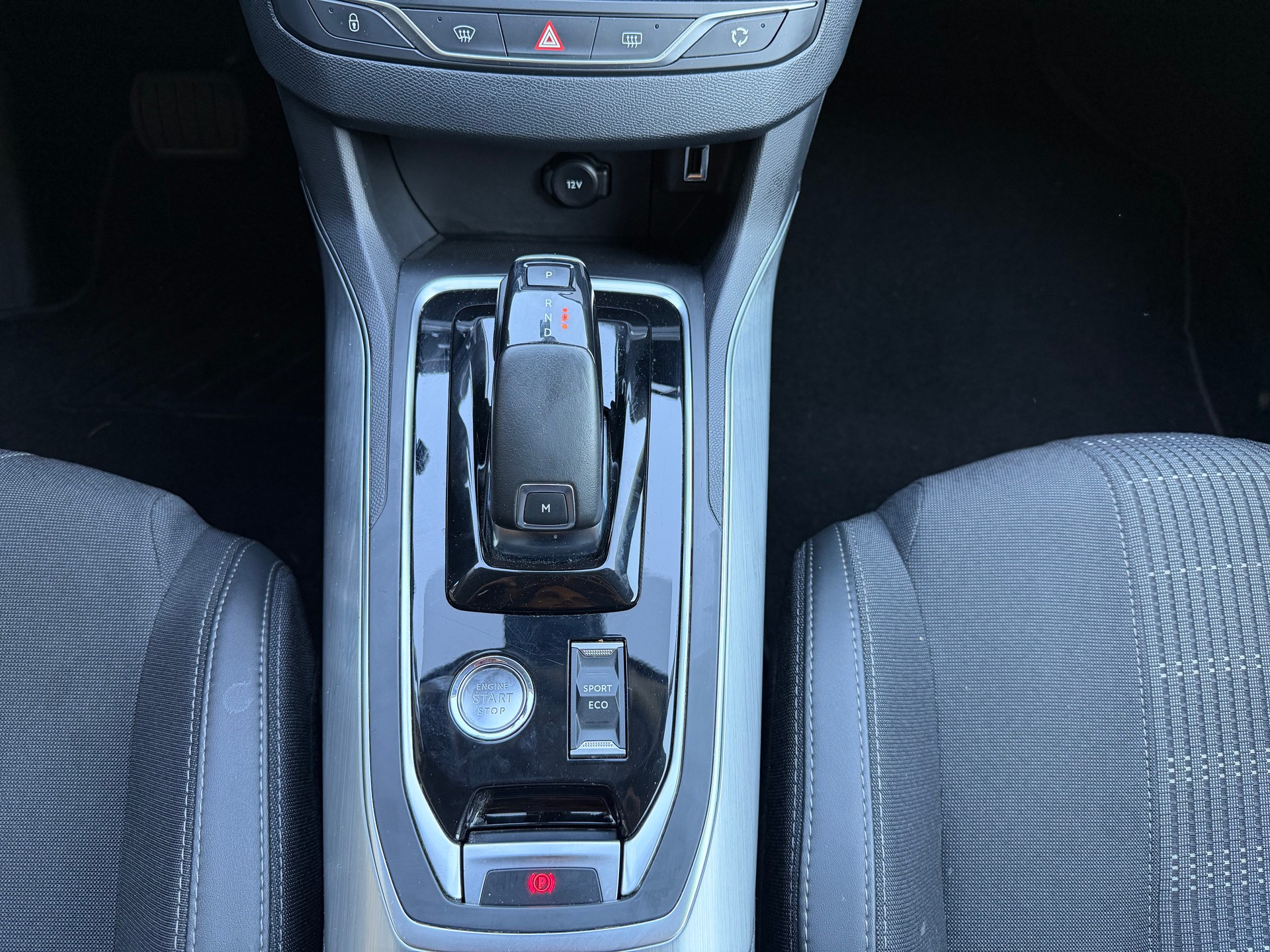 PEUGEOT 308 SW 1.5 BlueHDI Active Pack EAT8-image-12