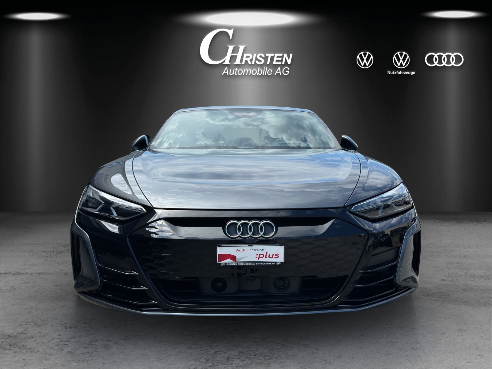 AUDI e-tron GT quattro-image-2