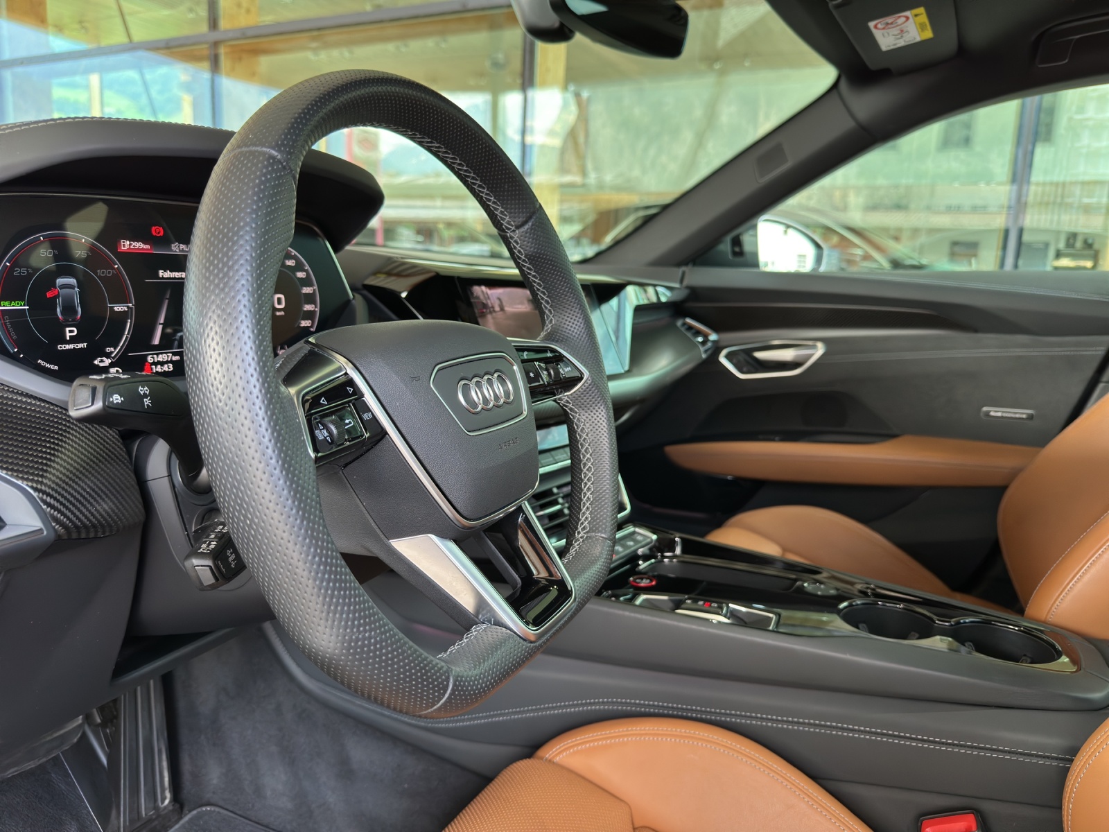 AUDI e-tron GT quattro-image-14
