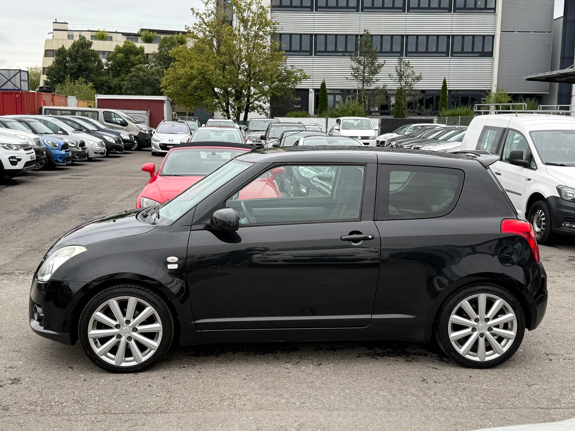 SUZUKI Swift 1.6i 16V Sport 100th Anniversary / Ab MFK 09.2025 / 8-fach bereift / Blutooth-image-6