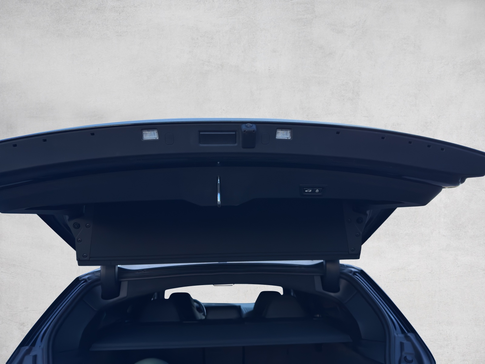 BMW XM xDrive PHEV Steptronic-image-17