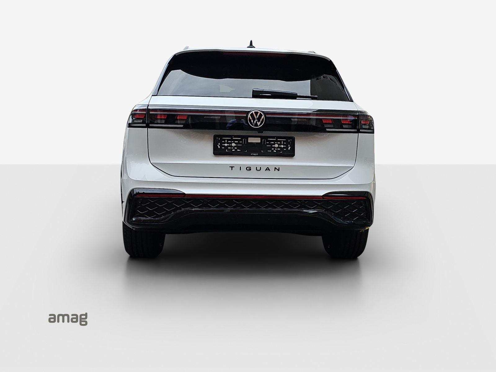 VW Tiguan 2.0 TSI DSG R-Line United 4Motion-showroom-element-3