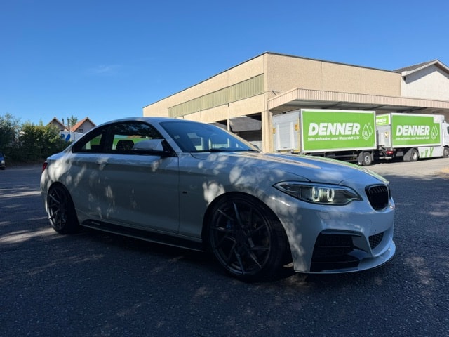 BMW M235i-image-7