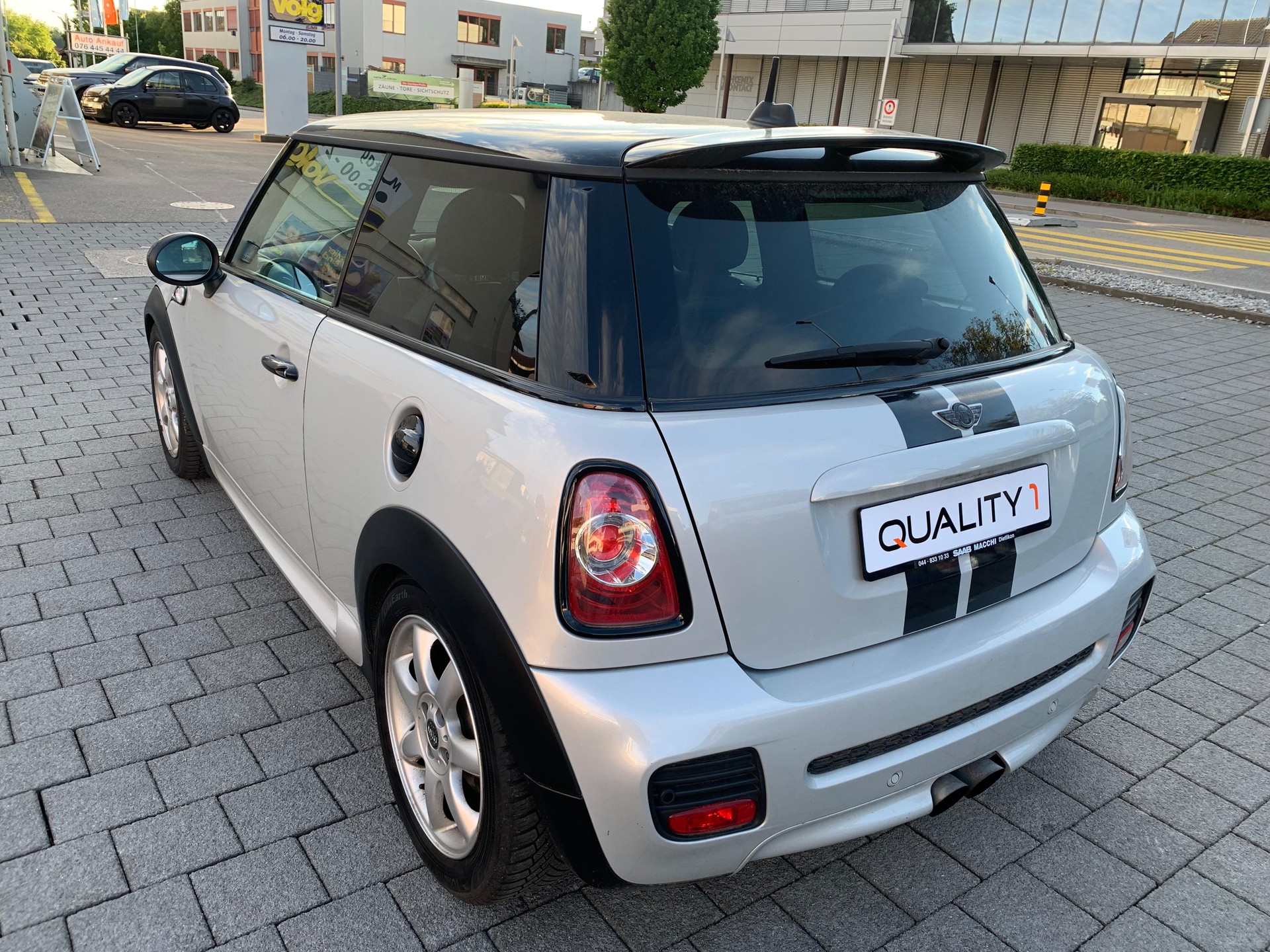 MINI Cooper S-image-2