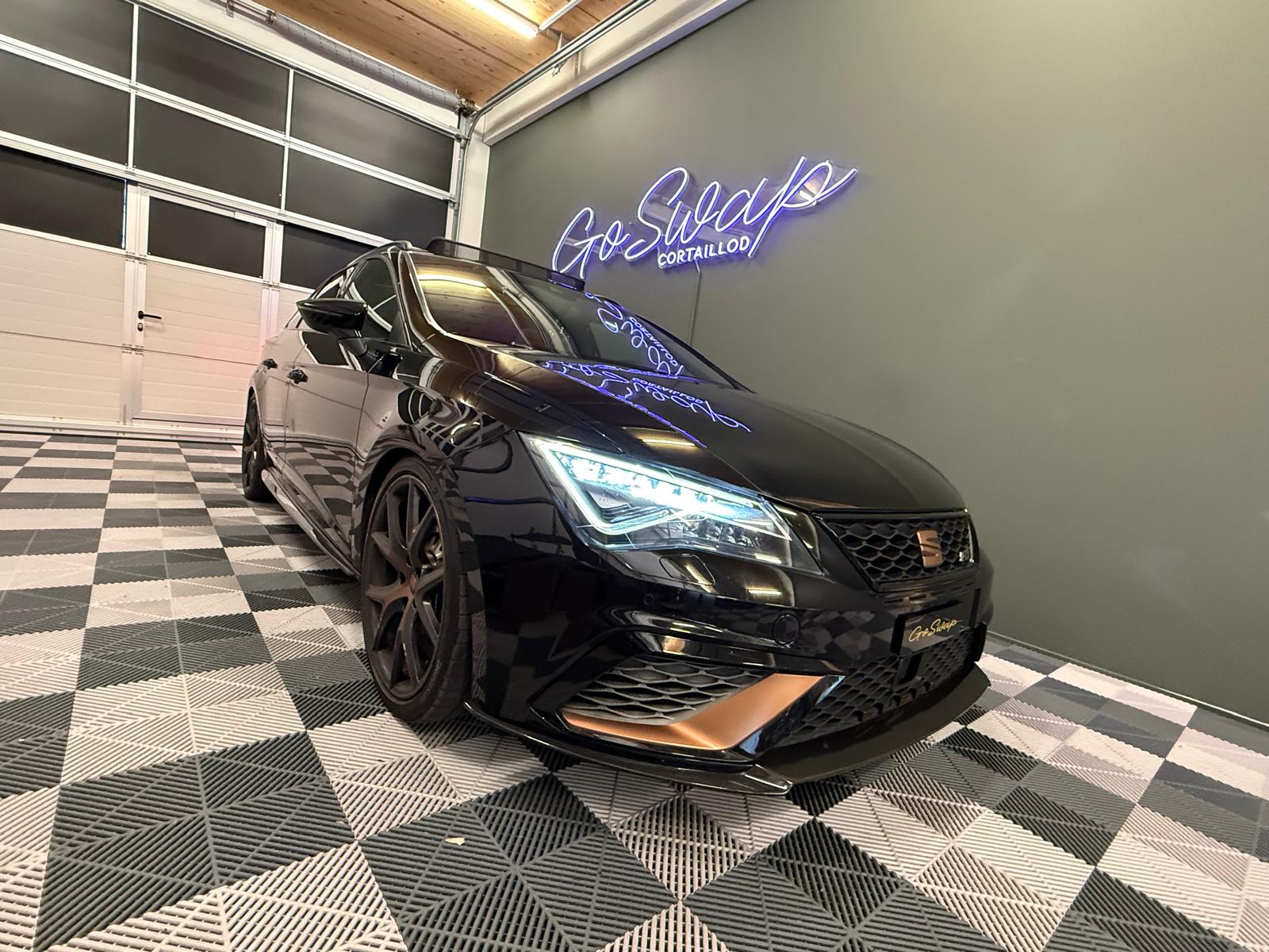 SEAT Leon ST 2.0 TSI Cupra R 300 4 Drive DSG-image-6