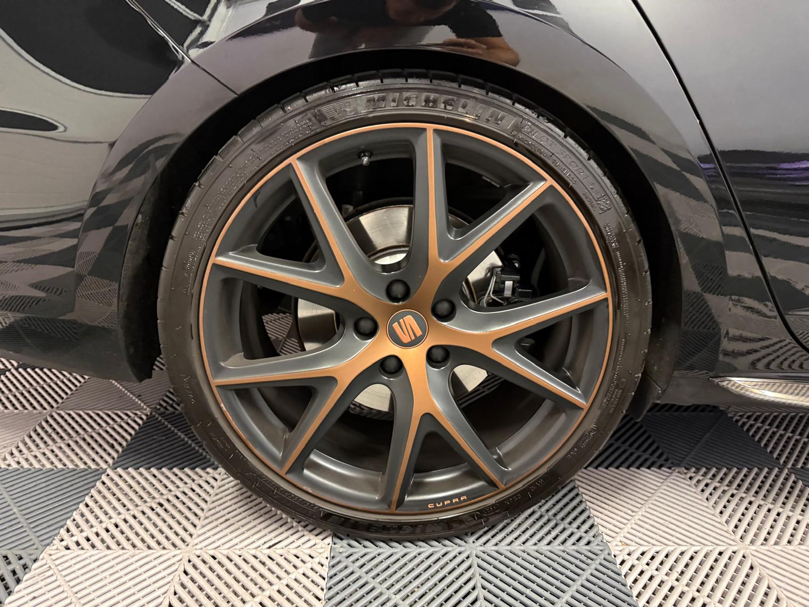 SEAT Leon ST 2.0 TSI Cupra R 300 4 Drive DSG-image-27