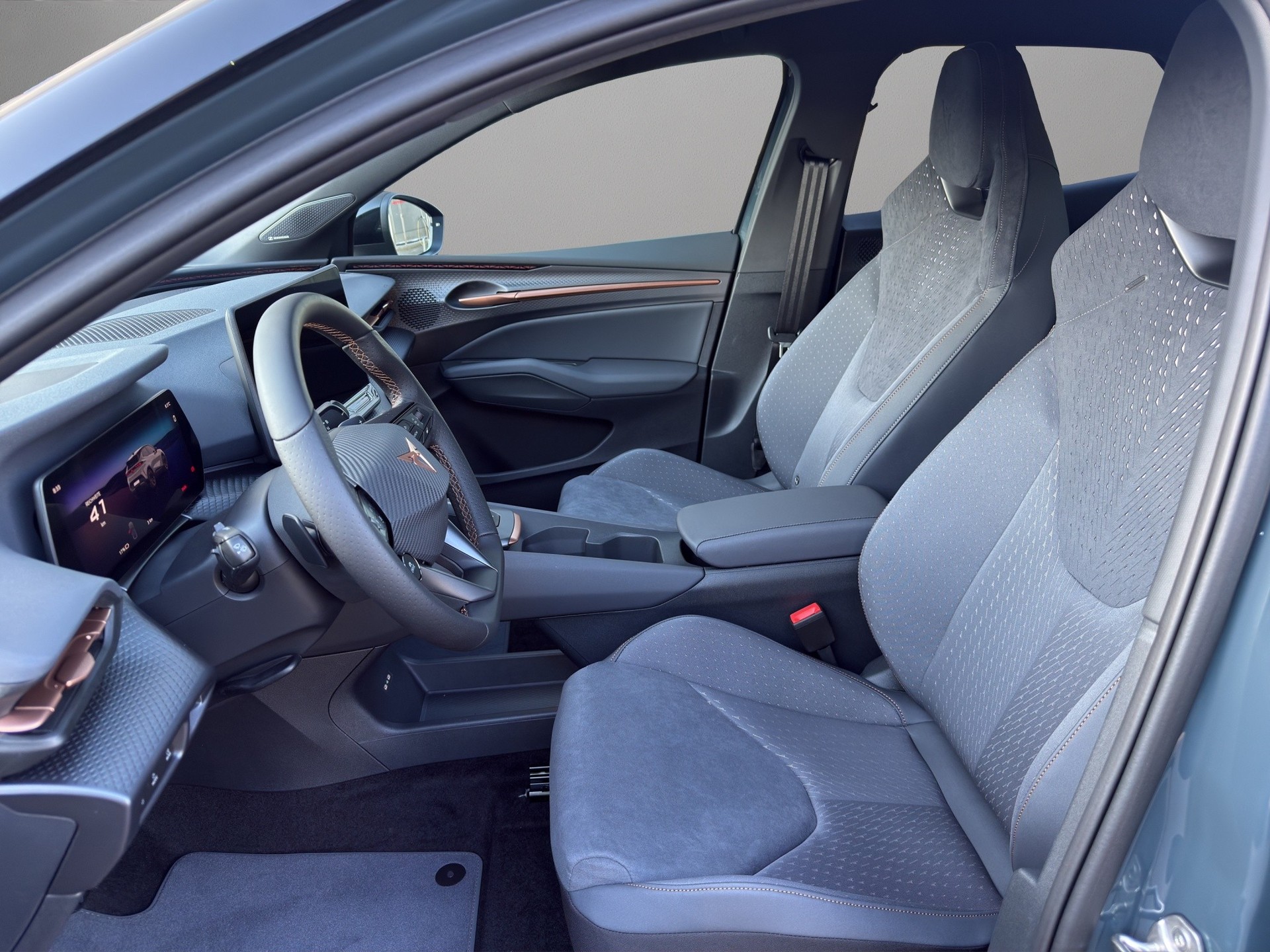 CUPRA Raval 52 kWh Dynamic+ Launch Edition-image-4